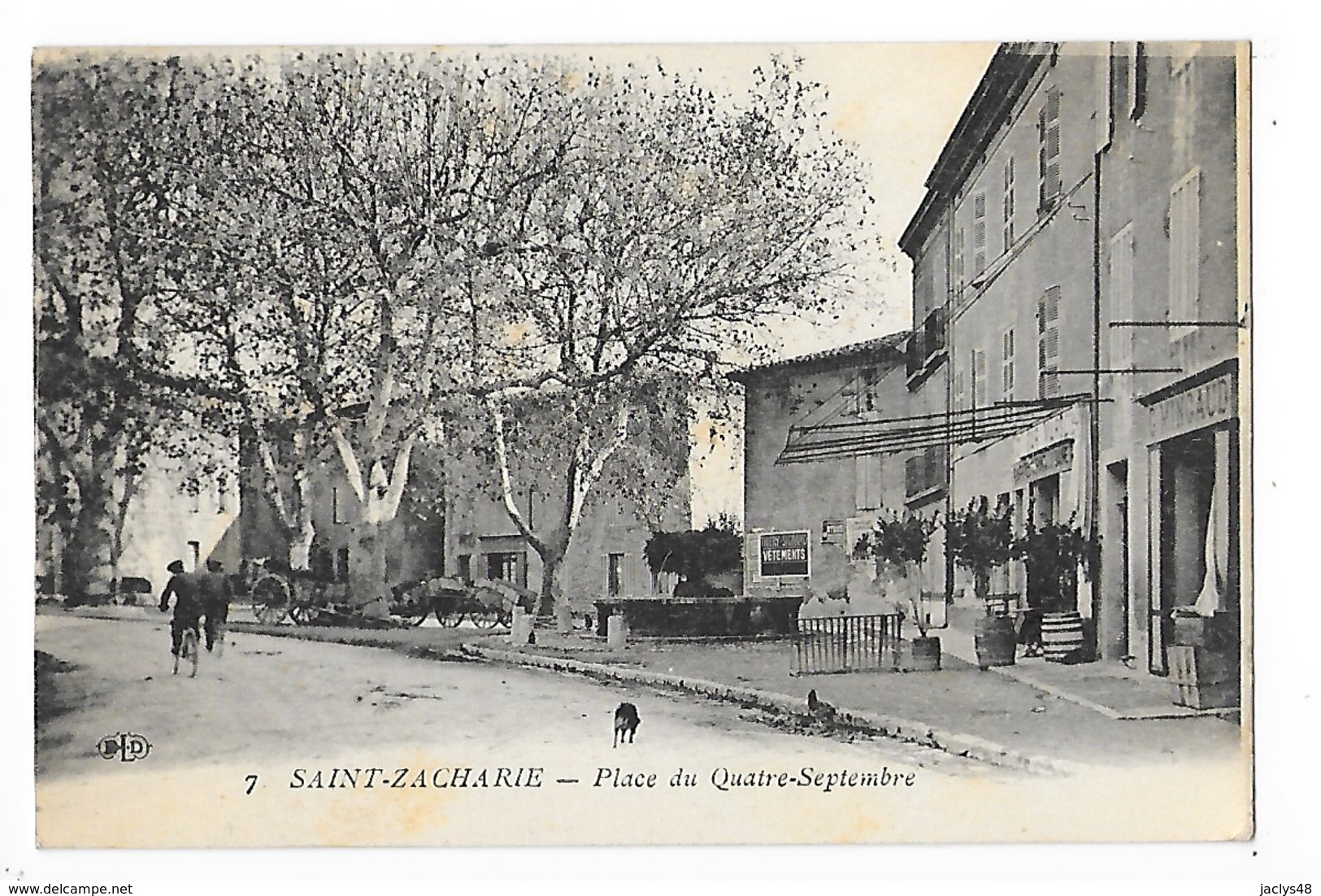 SAINT  ZACHARIE  (cpa 83)   Place Du Quatre- Septembre  -  L 1 - Saint-Zacharie