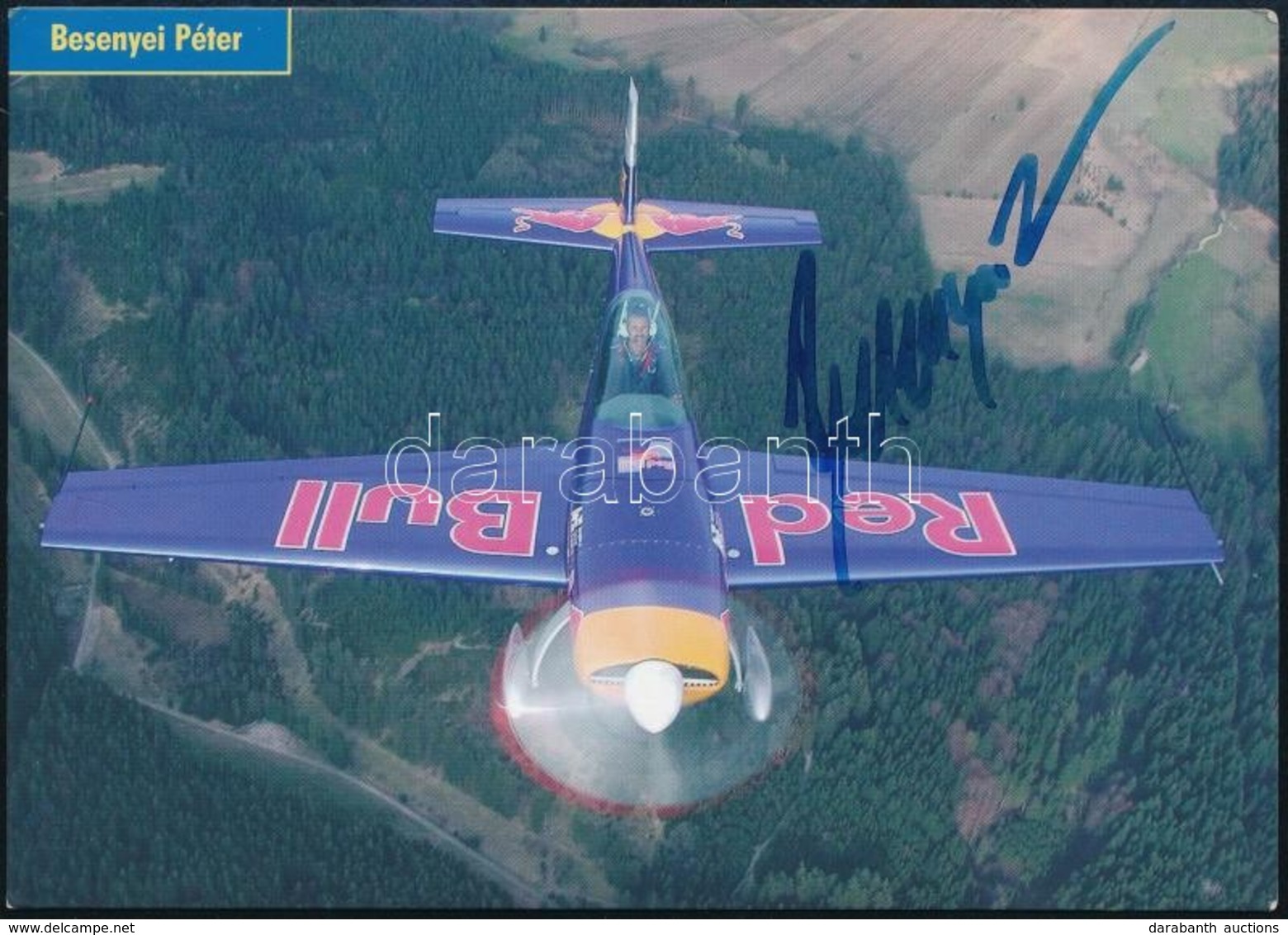 Besenyei Péter(1956-) Műrepülő Pilóta Aláírása Egy Red Bull Air Race-es Kártyán - Autres & Non Classés