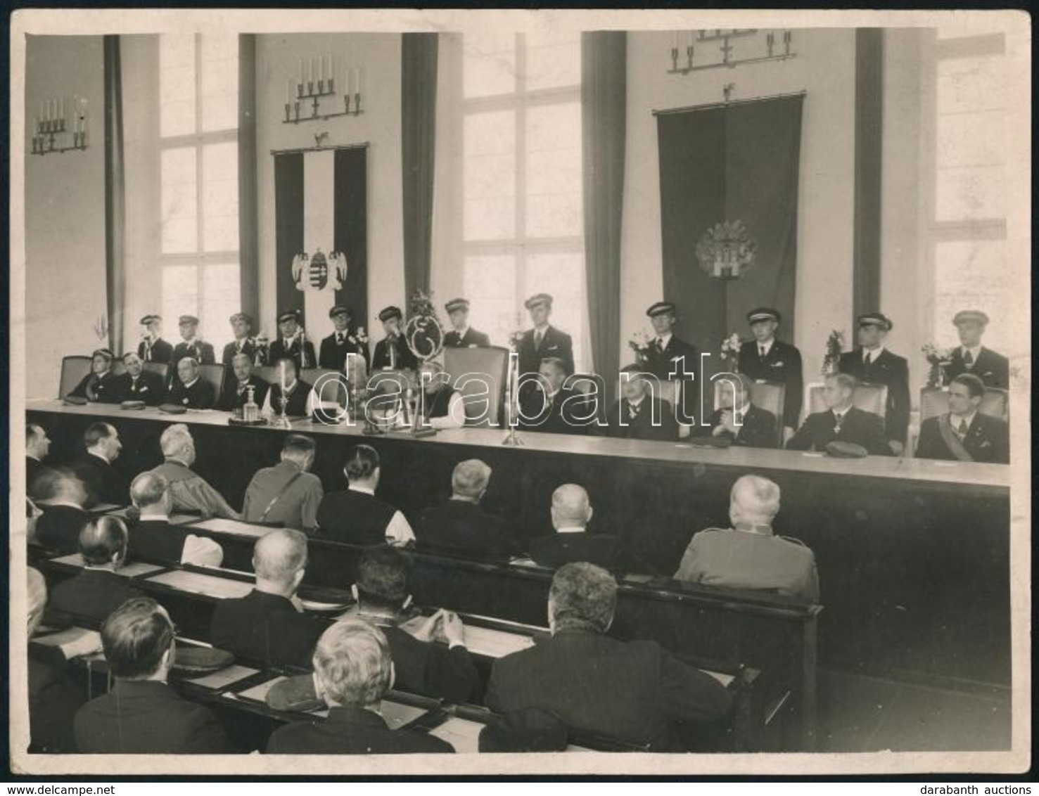 1938 Székesfehérvári Dísznagy Káptalan Gyűlése Kaulich Rudolf Fotóriporter Pecséttel Jelzett Fotója 24x18 Cm - Autres & Non Classés