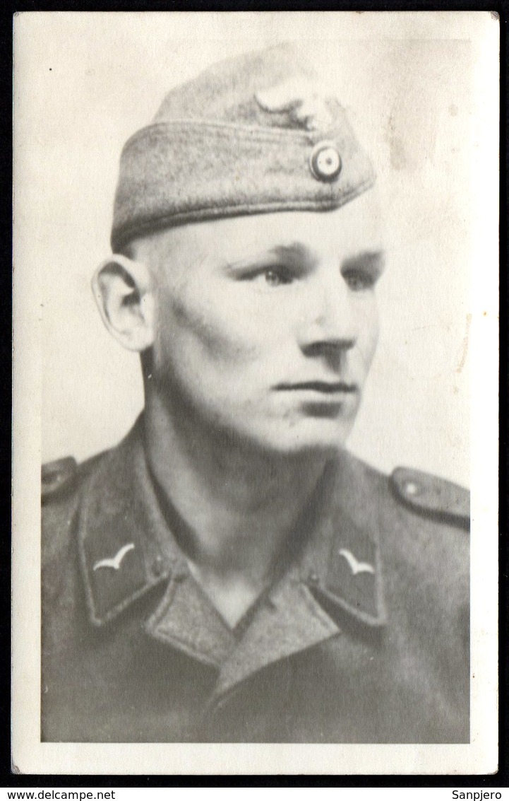 POSTKARTE PHOTOGRAPH ORIGINAL WW2 GERMAN SOLDIER - Altri & Non Classificati