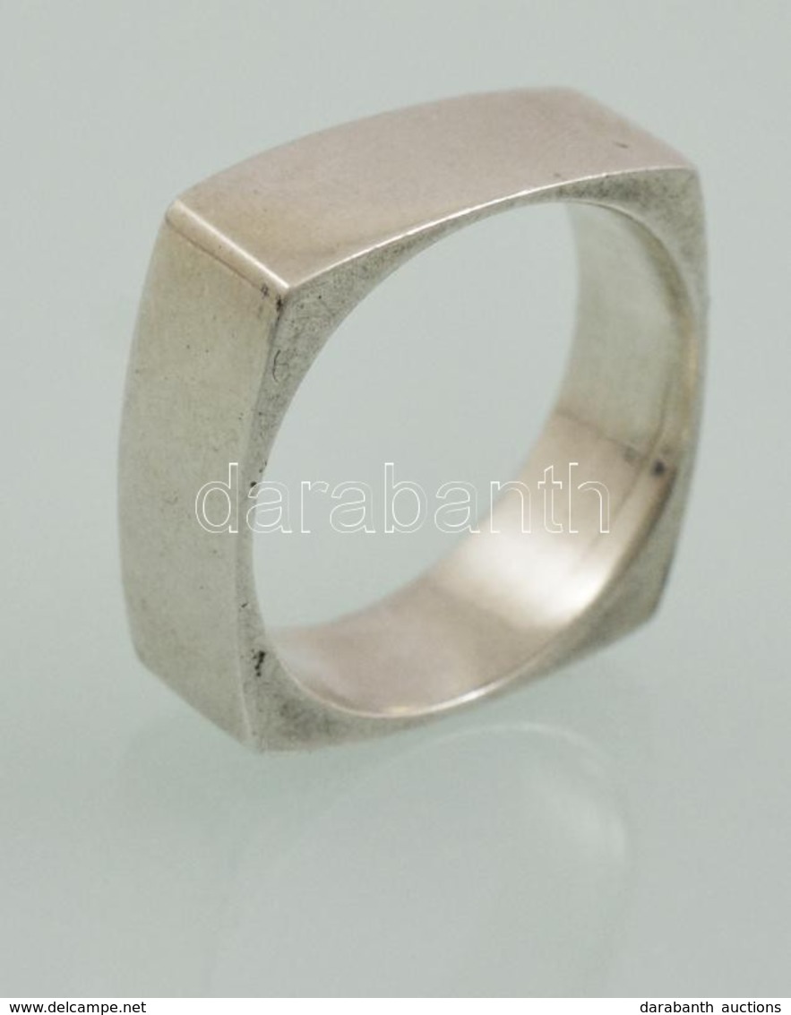 Ezüst(Ag) Négyszögletes Gyűrű, Jelzett, Méret: 55, Nettó: 6,3 G - Autres & Non Classés