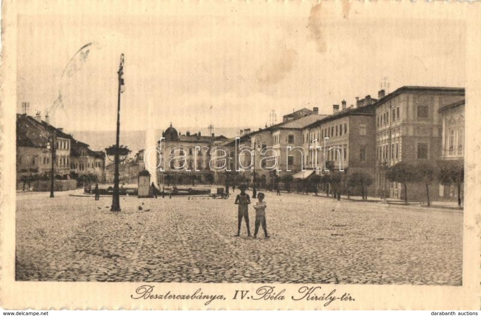 T2 Besztercebánya, Banská Bystrica; IV. Béla Király Tér / Square - Non Classés