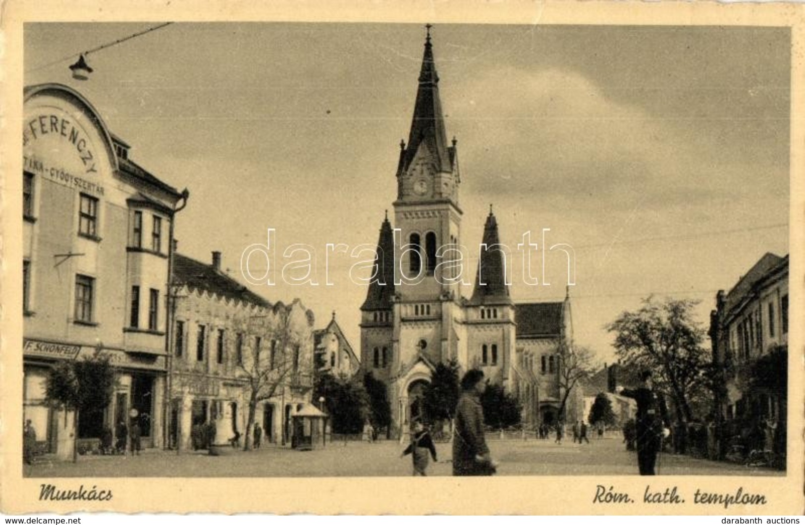 T2 Munkács, Mukacheve, Mukacevo; Római Katolikus Templom, Ferenczy Gyógyszertár, Patika, F. Schönfeld üzlete / Catholic  - Non Classés