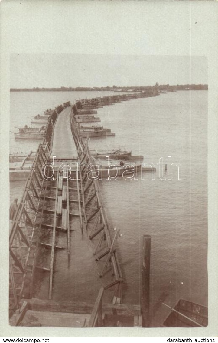 ** Osztrák-magyar Katonai Pontonhíd (hajóhíd) A Dunán / WWI Austro-Hungarian Military, Pontoon Bridge Over The Danube -  - Non Classés