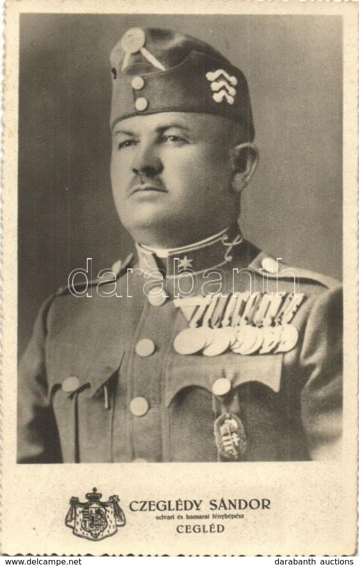 * T2 Magyar Katonatiszt Kitüntetésekkel. Czeglédy Sándor Udvari és Kamarai Fényképész, Cegléd / Hungarian Military Offic - Non Classés