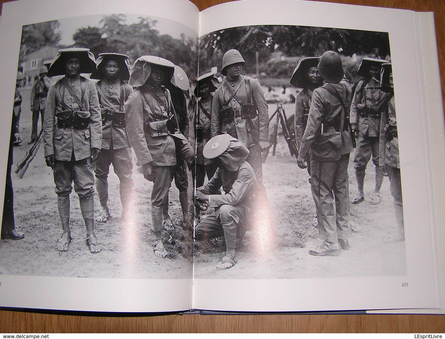 L' ARMEE FRANCAISE 1880 1930 Un Certain Age d' Or Guerre 14 18 Poilus Troupes Coloniales Garnison Artillerie Soldats