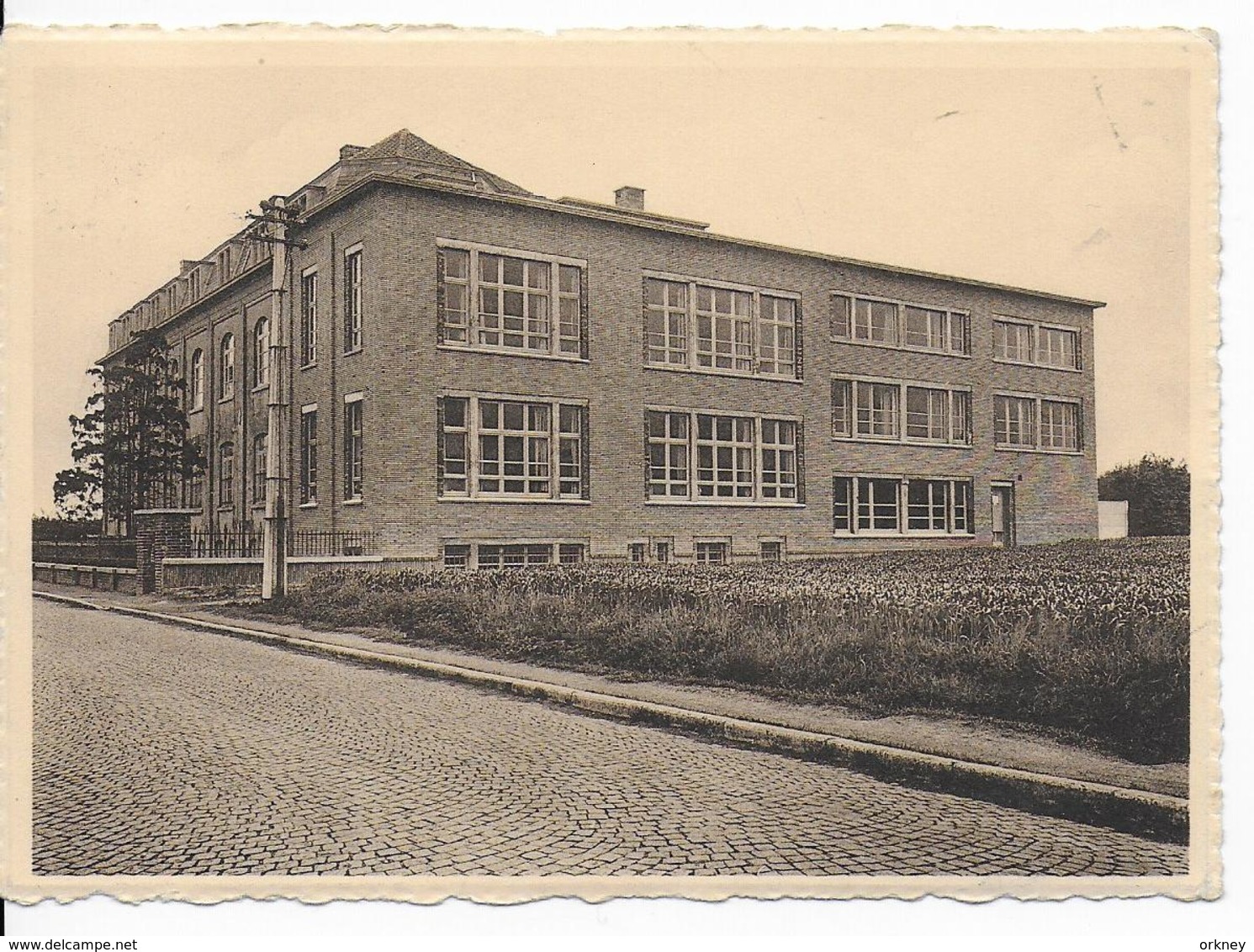 Sint Joseph Instituut Orroir - Coté Est - Kluisbergen