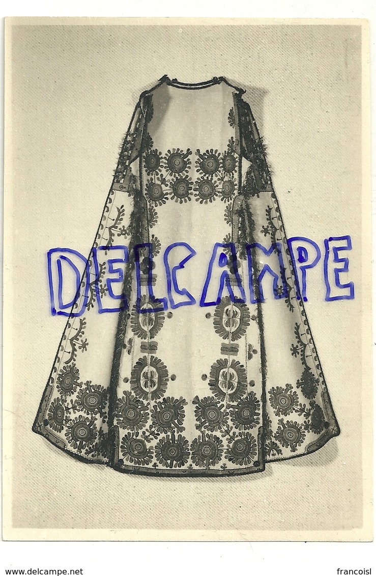 Cape D'apparat Yougoslave Vers 1950 - Mode