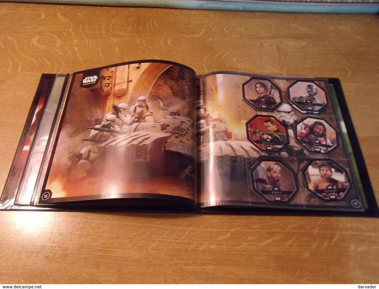 TC5 / album star wars ( rogue one ,  LECLERC ) complet avec ses cartes SUPERBE