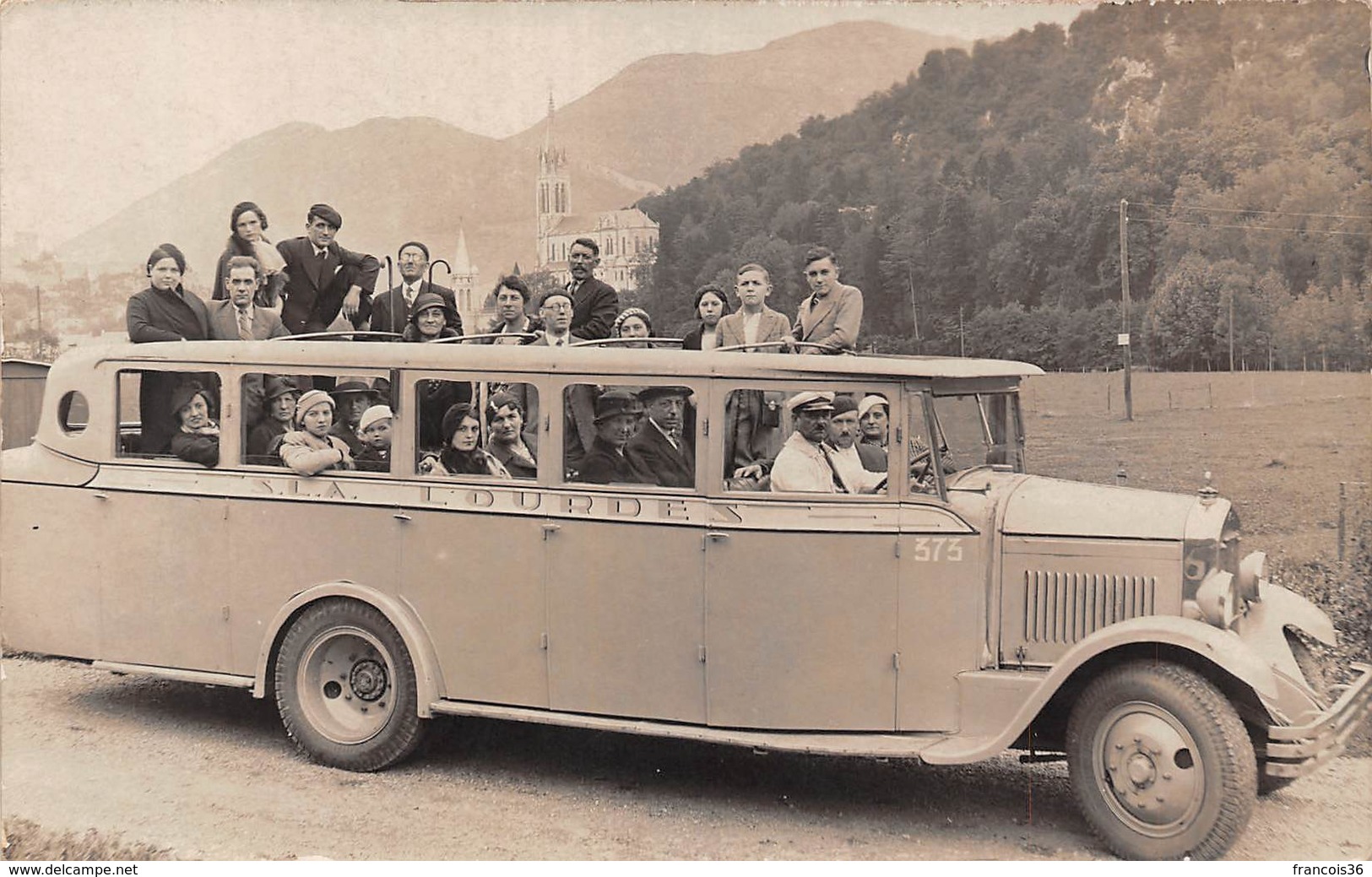 Lourdes (65) - Garage SLA - Excursion Voiture Ancienne Automobile - Lourdes