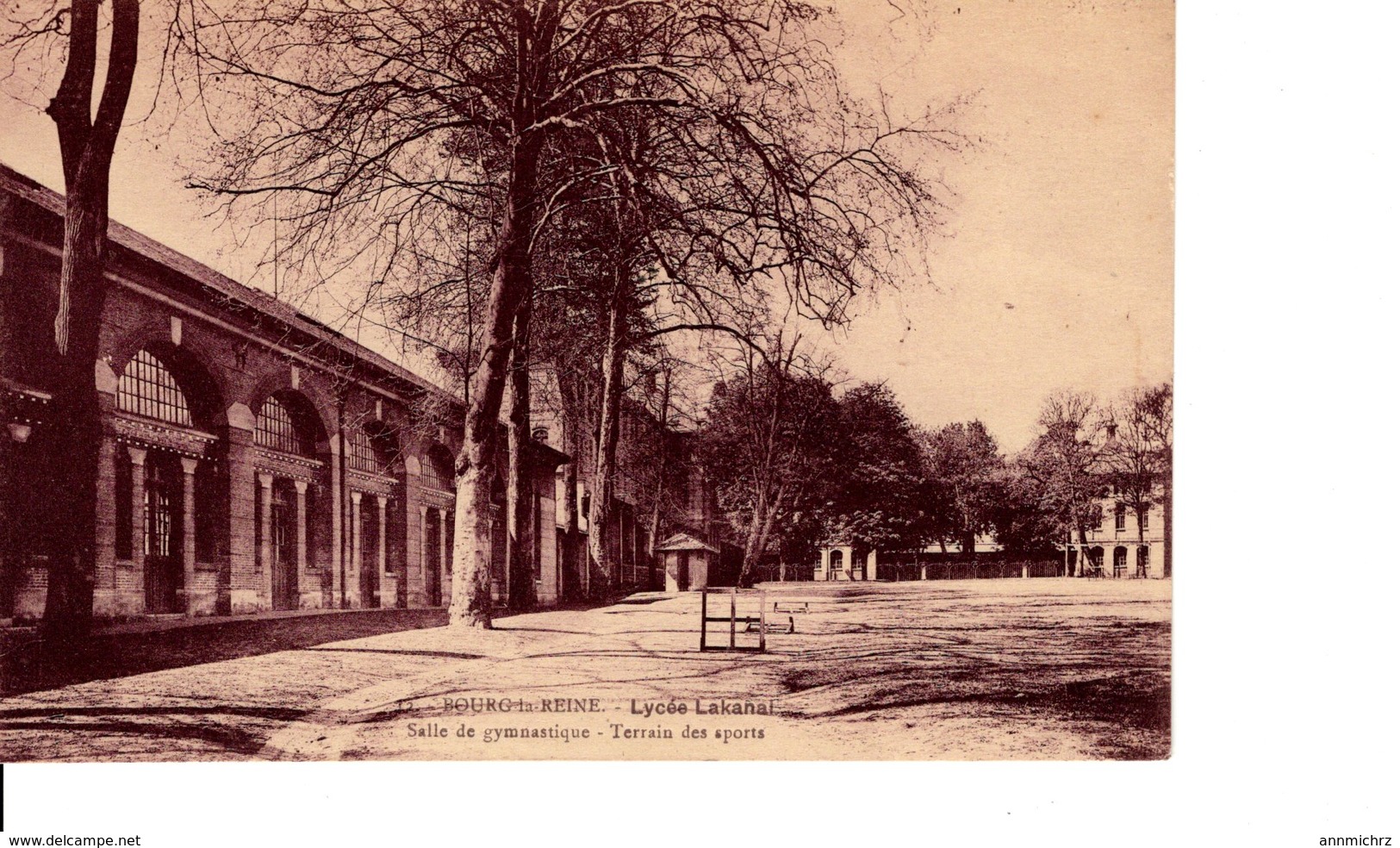 BOURG LA REINE LICEE LAKANAL SALLE DE GYMNASTIQUE - Bourg La Reine