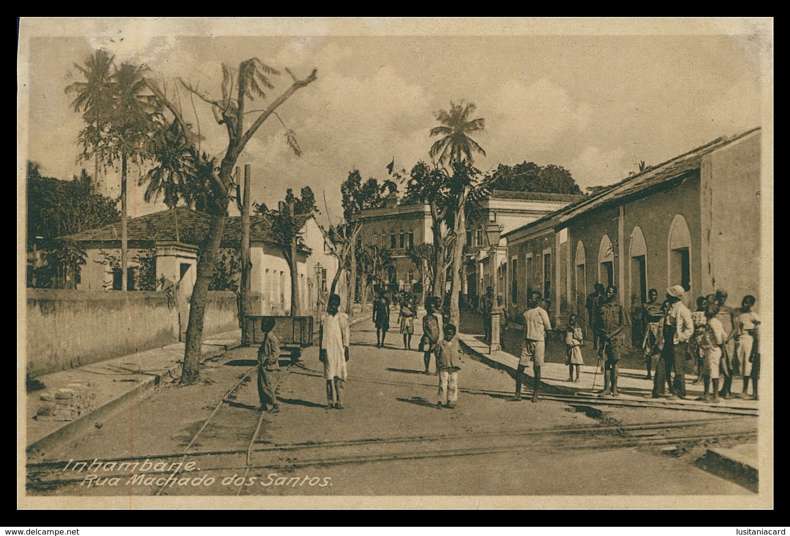 INHAMBANE - Rua Machado Dos Santos ( Ed. J. Pestonjee) Carte Postale - Mozambique