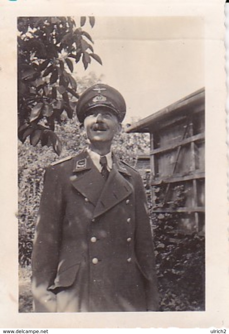 Foto Deutscher Soldat Mit Schirmkappe - Luftwaffe - 2. WK - 6*4cm (37947) - Krieg, Militär