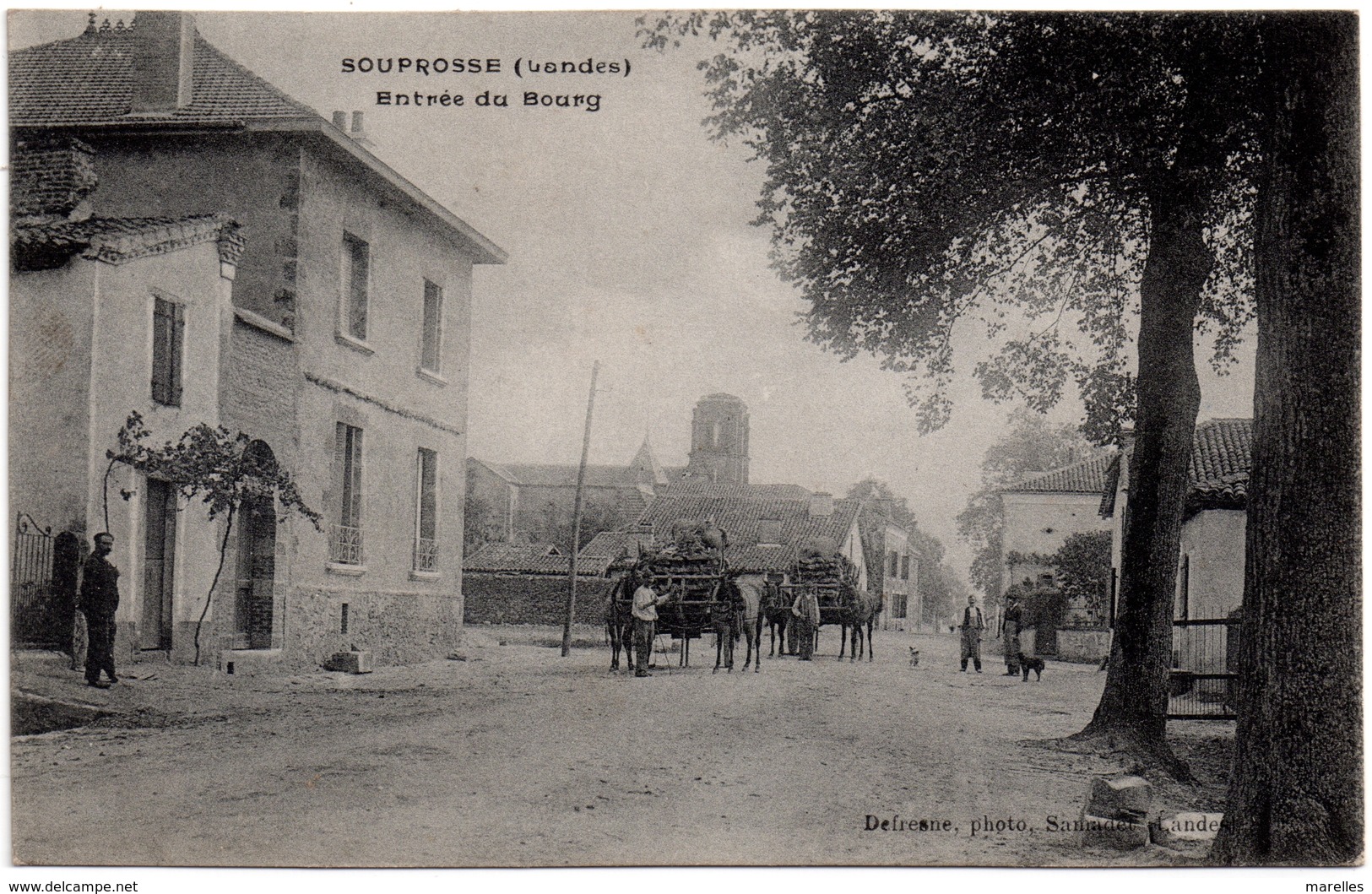 CPA Souprosse 40. Entrée Du Bourg. Animée. 1910 - Other & Unclassified