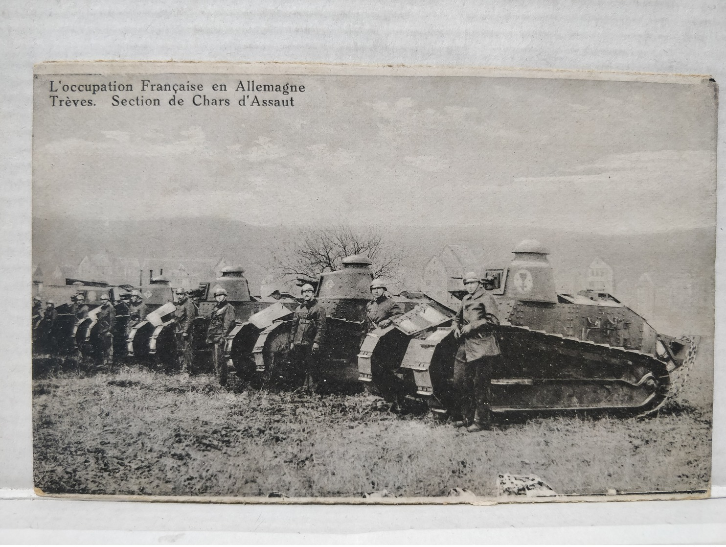 Trier. Trèves. Occupation Française En Allemagne. Section De Chars D'Assaut - Trier