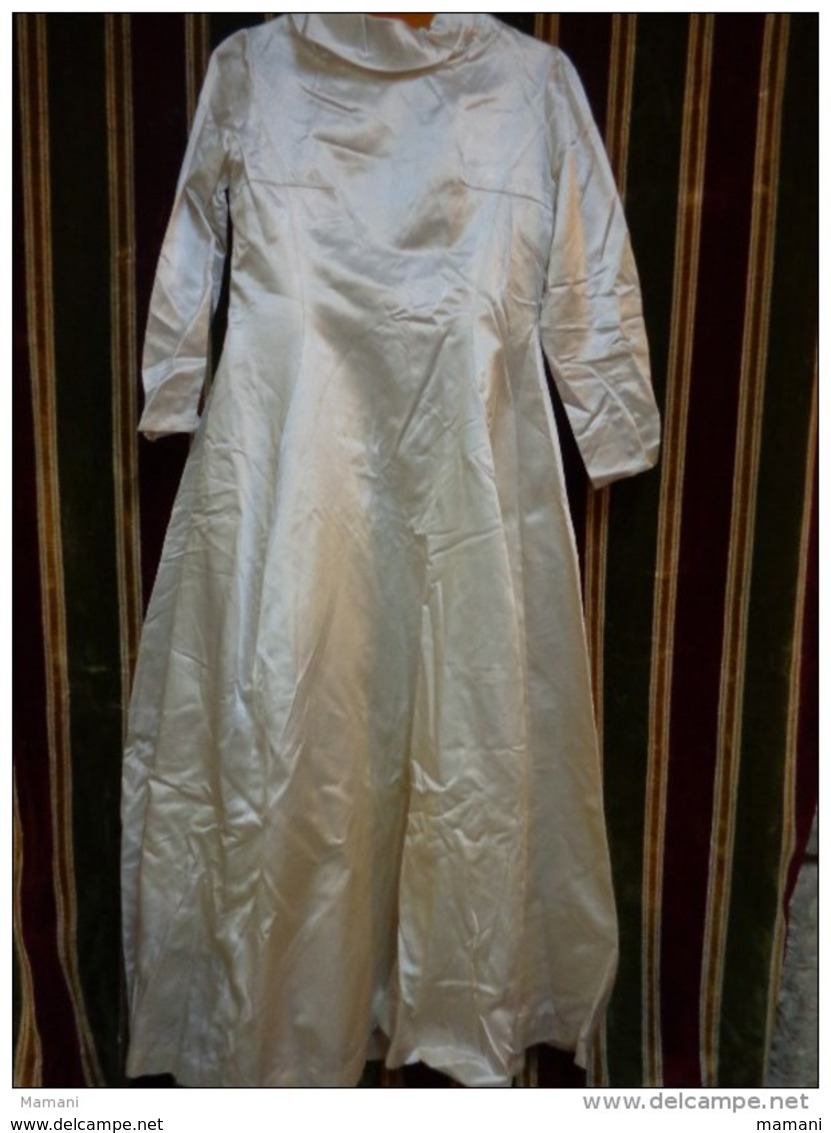 Lot De 6 Robes  De Mariée +1 Jupon Vintage Nylon-satin- Soie-pour Theatre-deguisement Ou Recuperation Tissu Pour Poupee - 1940-1970