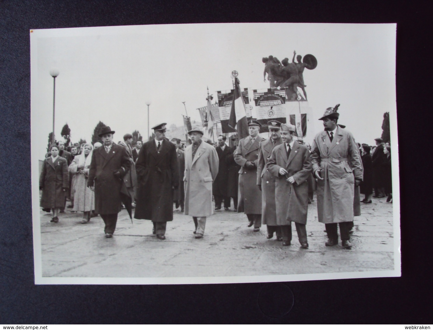 FOTO CON MILITARI ITALIANI RITROVO A TRIESTE DEI REDUCI DI RUSSIA - Krieg, Militär