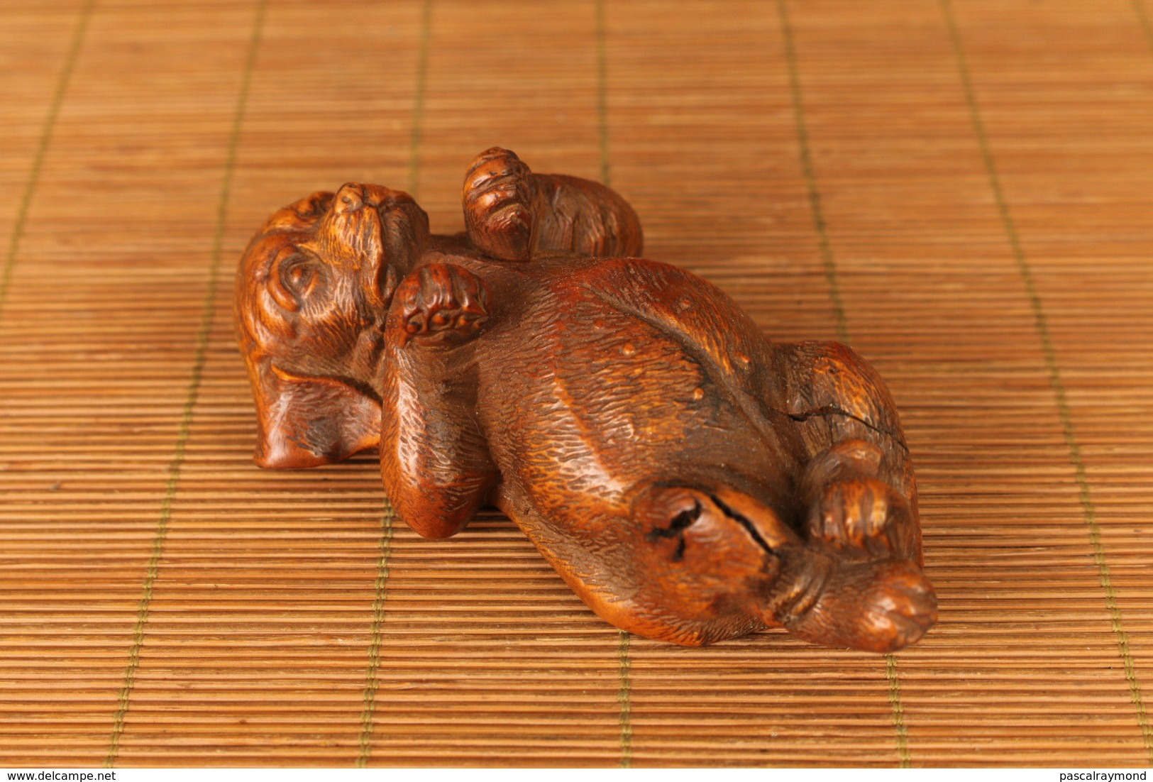 Antique Vieux Buis Chien Charmant Cadeau Décoration Statue Japonaise Netsuke Art - Asian Art