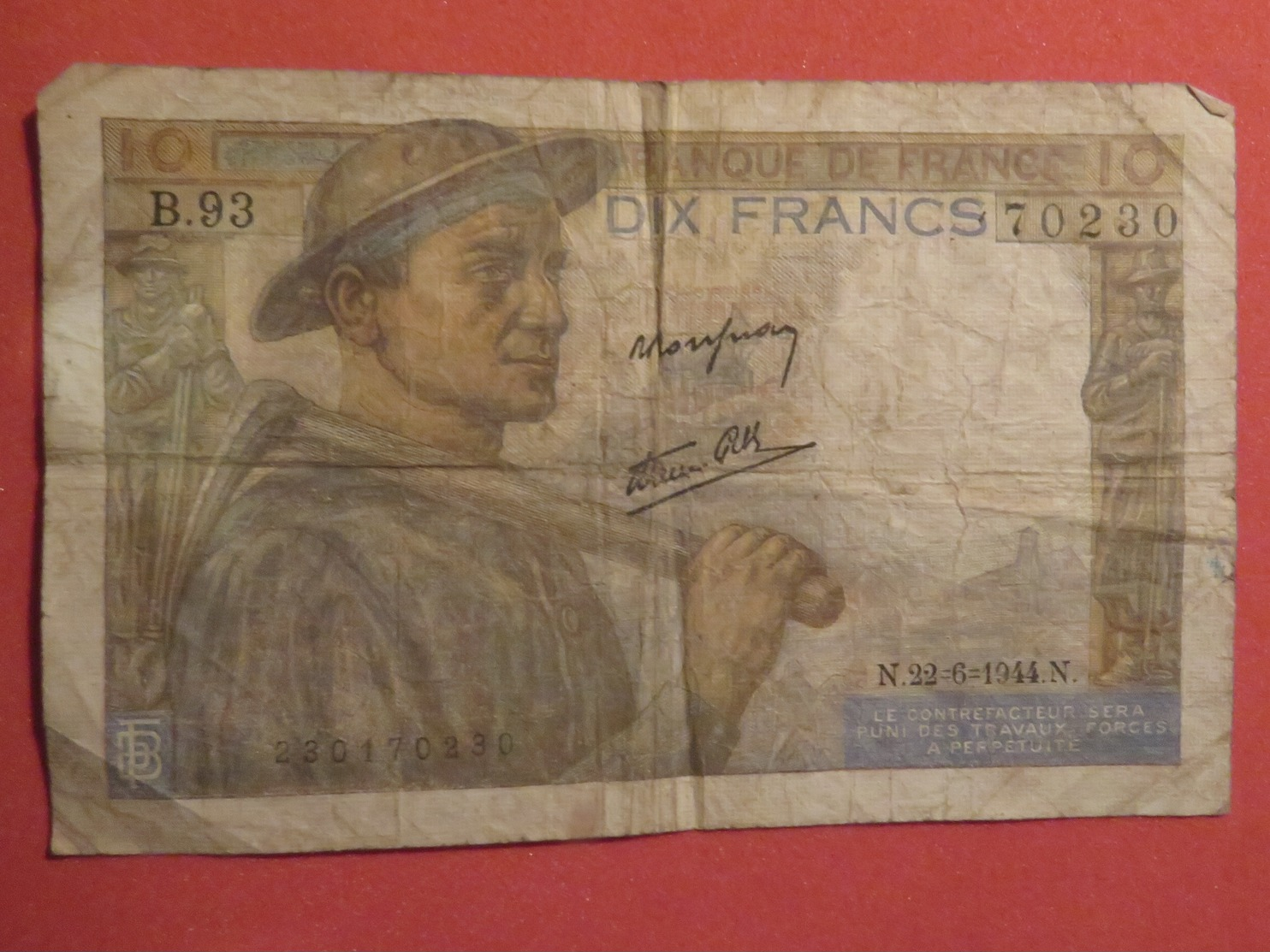 Billet 10 Francs Mineur 1944 - MISE A PRIX 1€ De Tout Mes Billets ! Pensez A Regrouper Vos Achats ! Bonne Enchères :) - 10 F 1941-1949 ''Mineur''