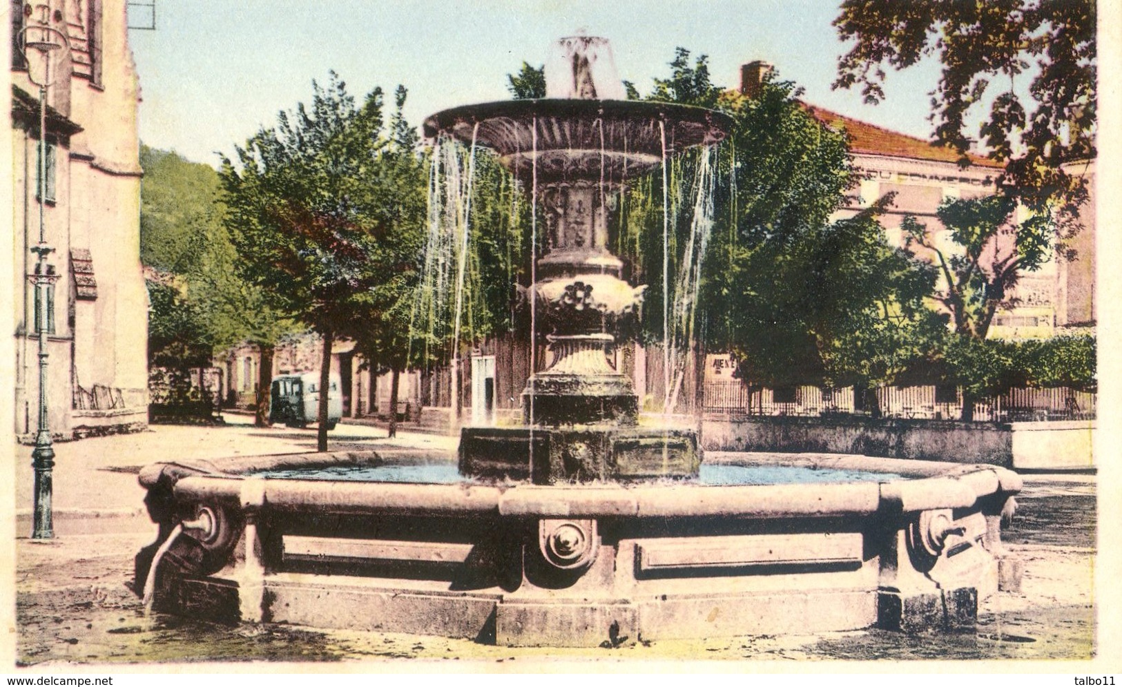 47 - Castelmoron - La Fontaine - Castelmoron