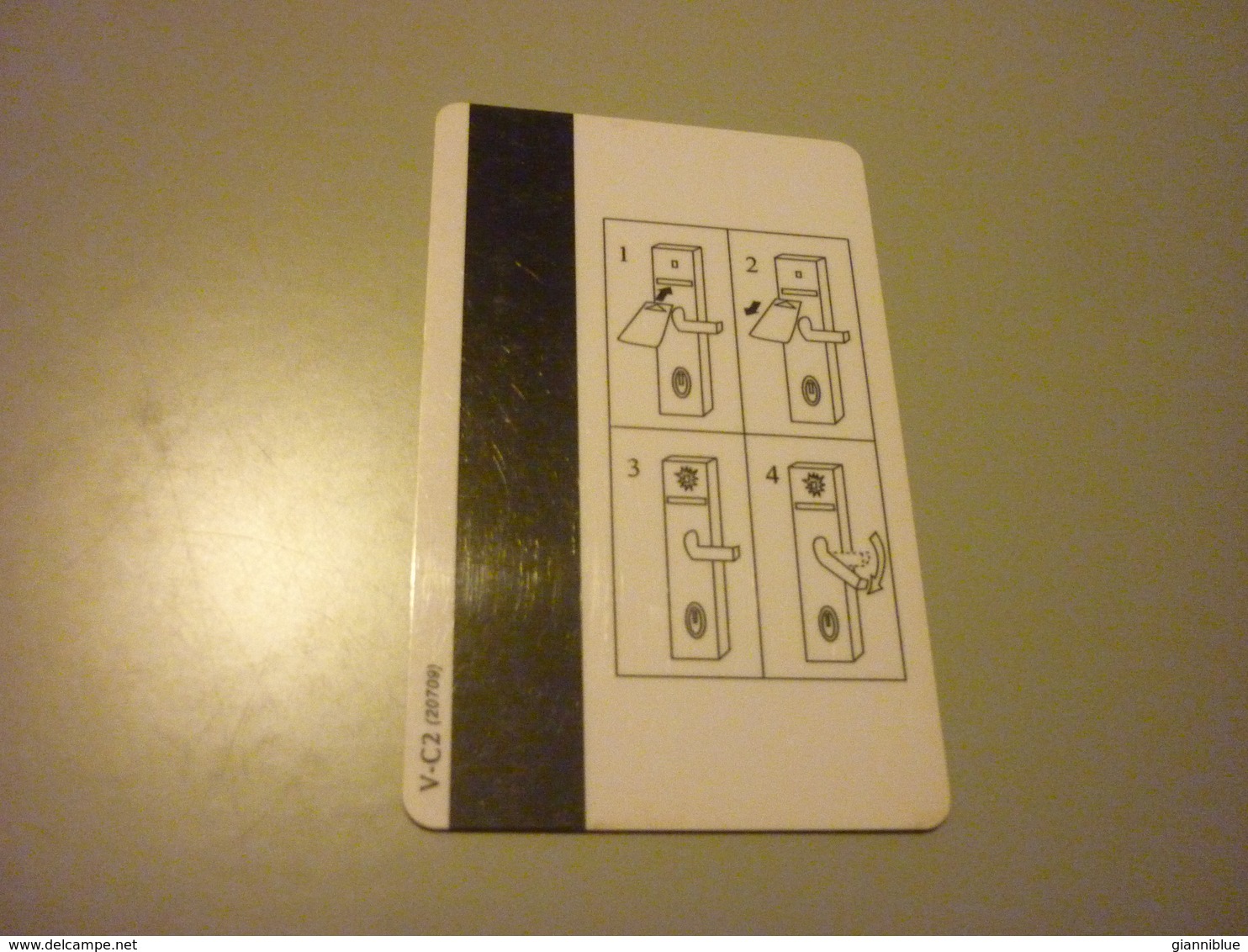 China Shangri-La Hotel Room Key Card - Cartes D'hotel