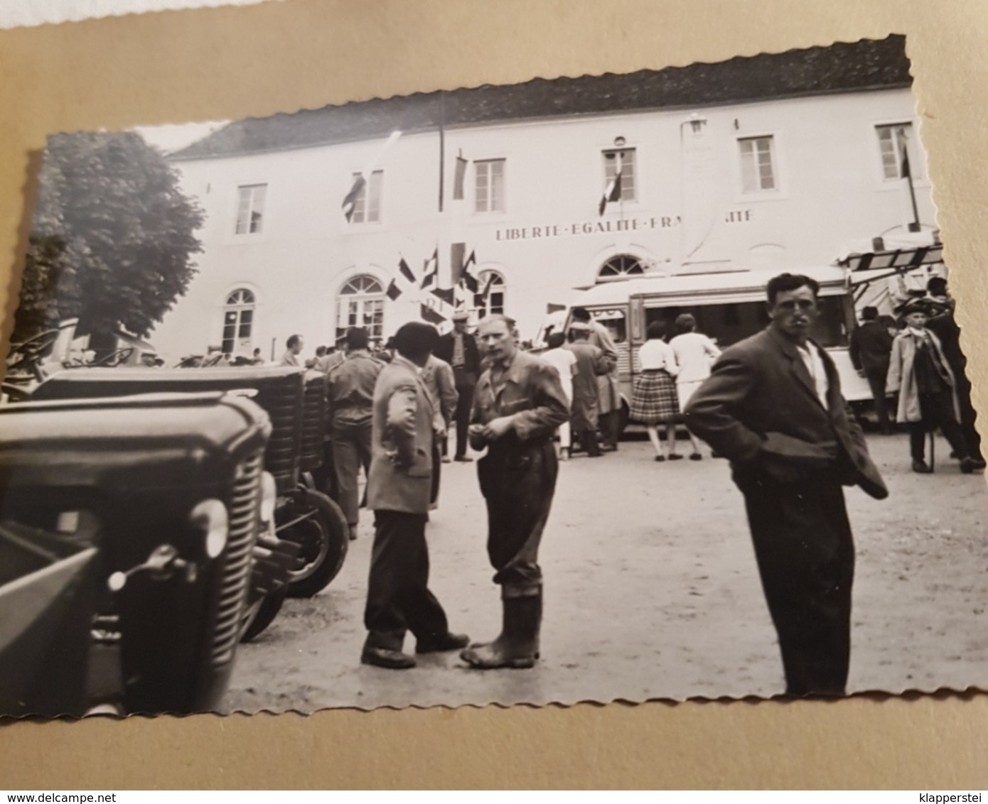 25 - Doubs - Album-photo Verdun-sur-le-Doubs Magasins Et Silos 46 Photos TBE - Autres & Non Classés