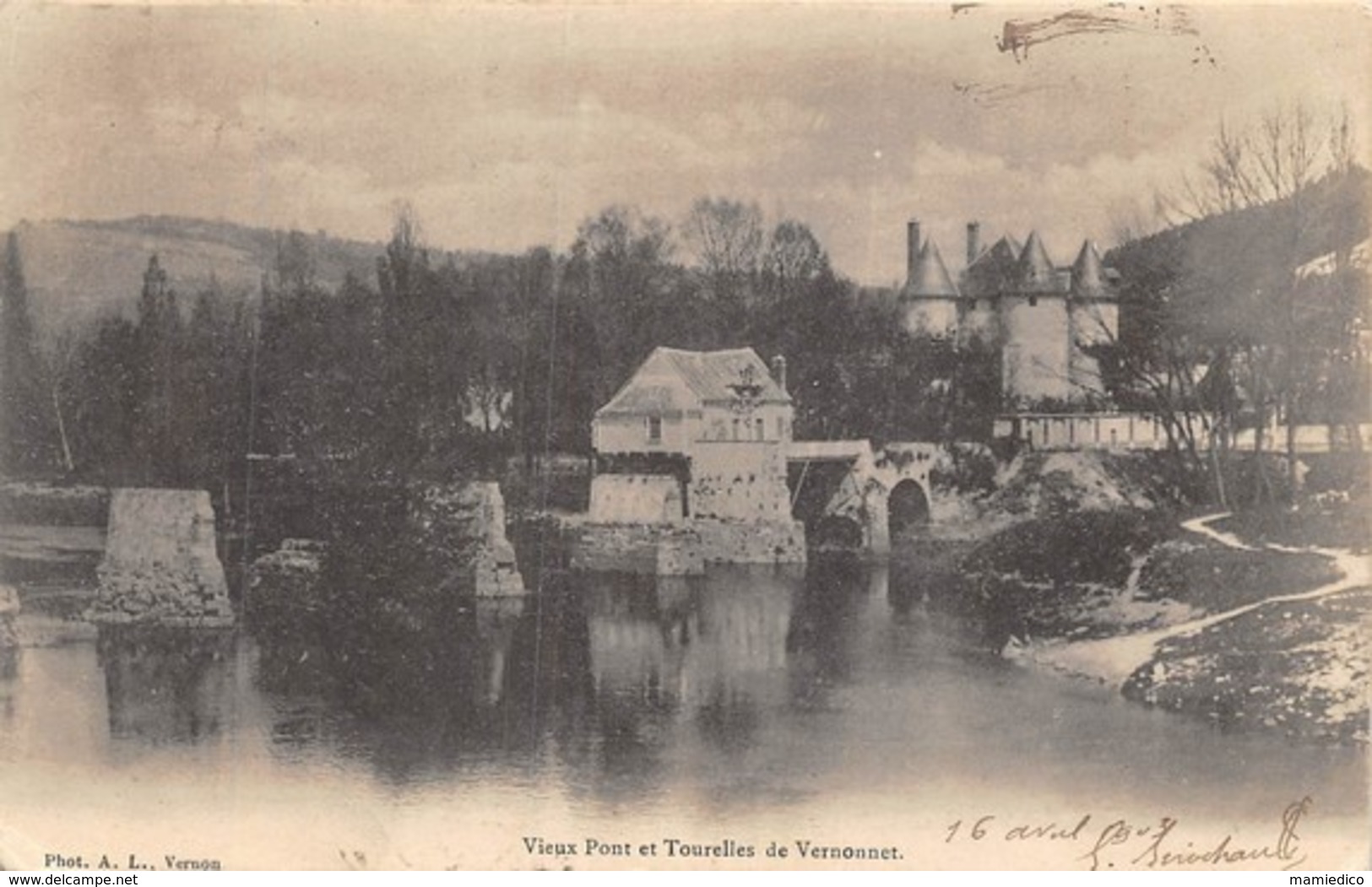 40 CP(SNCF Bellegarde-Quiers+Gare St Michel inondée)+rare carte-photo+Milit+Rues animées+Folk+Divers autres sujets N°83