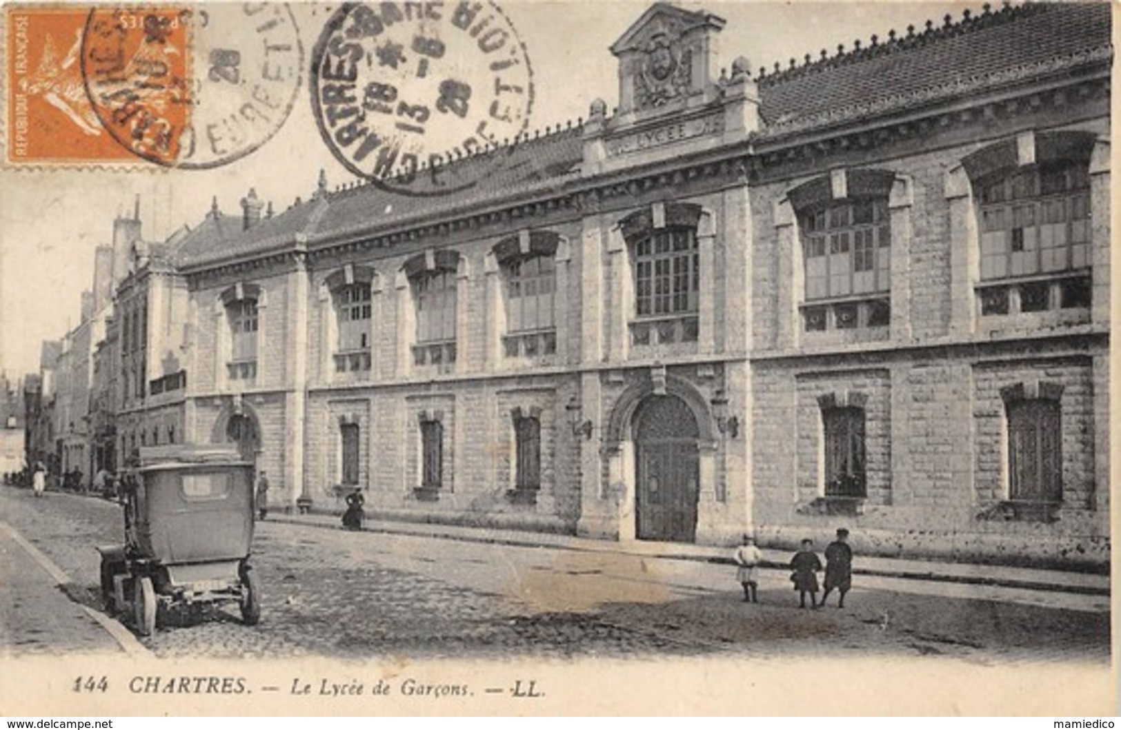 40 CP(SNCF Bellegarde-Quiers+Gare St Michel inondée)+rare carte-photo+Milit+Rues animées+Folk+Divers autres sujets N°83