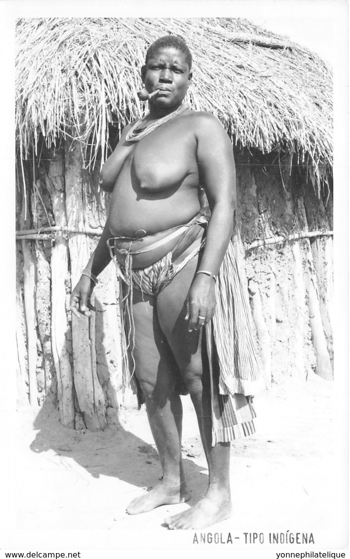 Angola - Ethnic / 02 - Tipo Indigena - Nude Woman - Angola