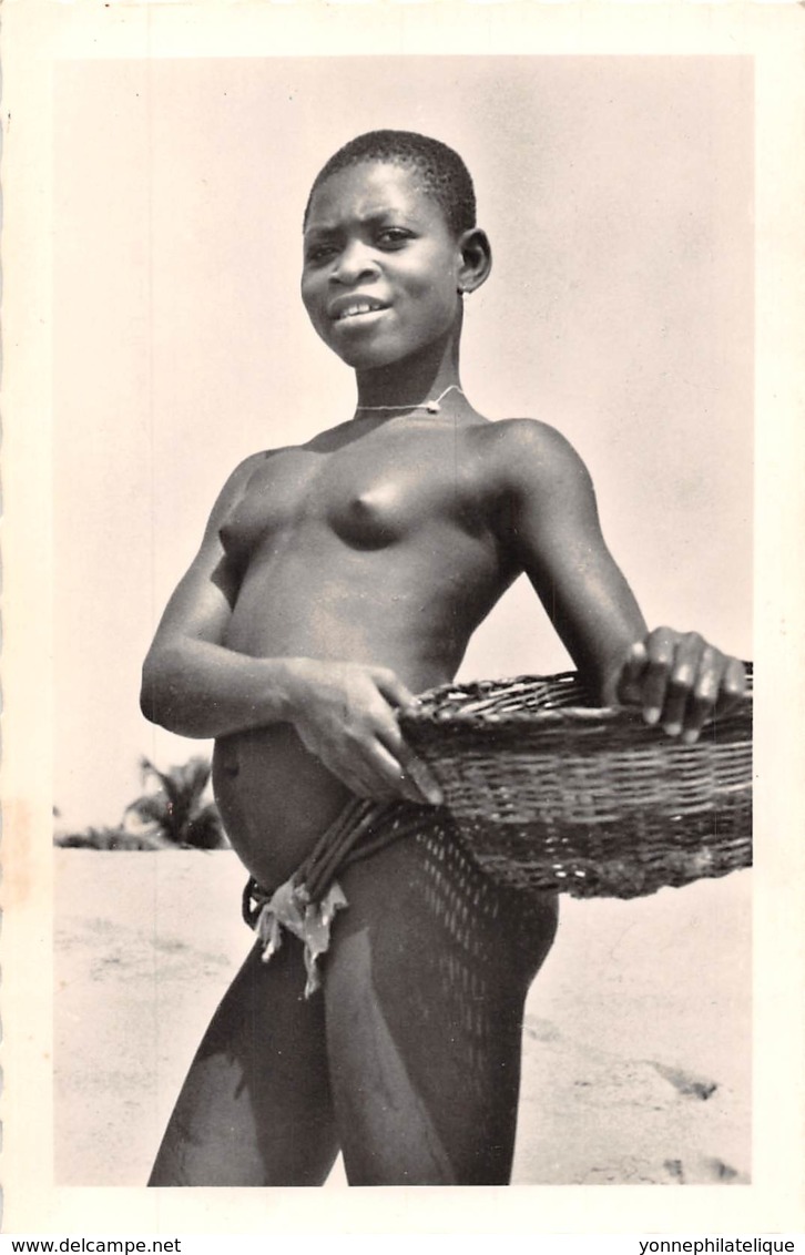 Benin - Dahomey - Ethnic / 43 - Nude Woman - Nu - Benin