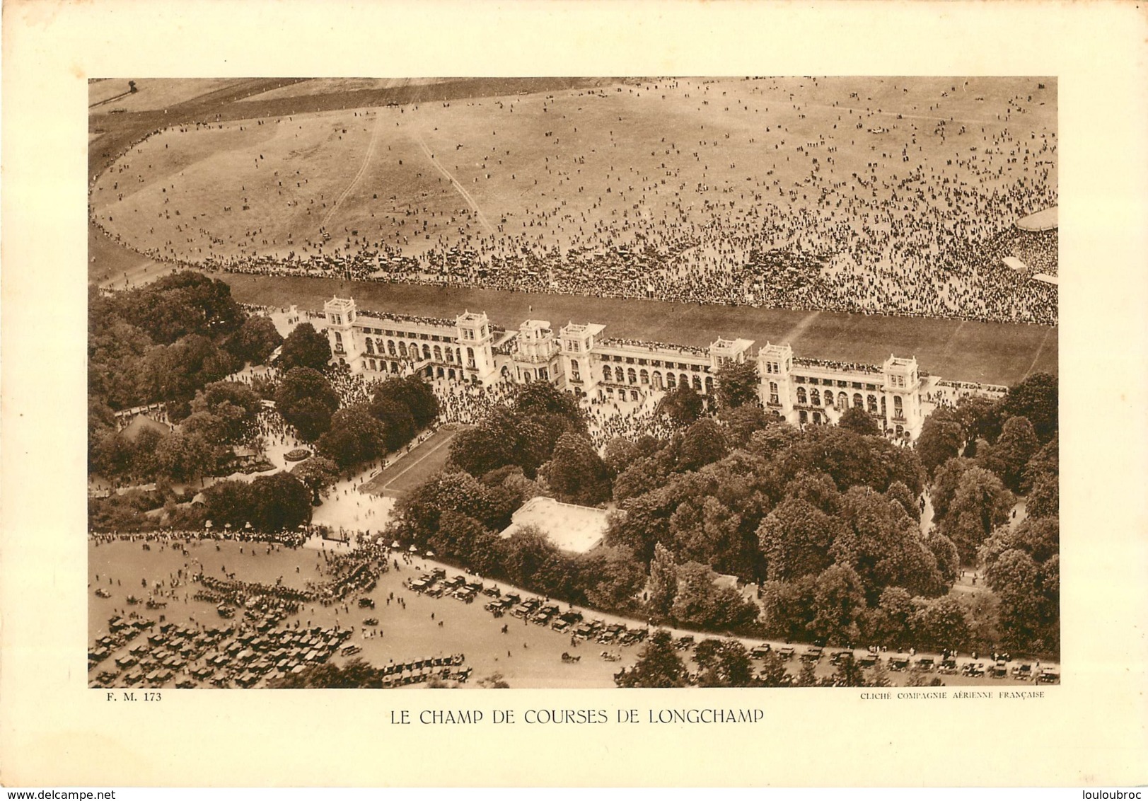 GRAVURE PARIS LE CHAMP DE COURSES DE LONGCHAMP CLICHE COMPAGNIE AERIENNE FRANCAISE  FORMAT  29 X 20 CM - Estampes & Gravures