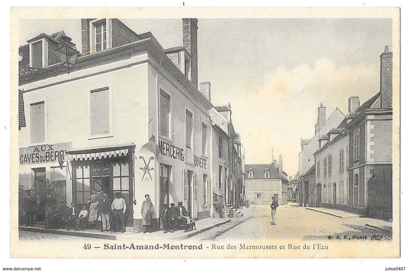 SAINT AMAND MONTROND (18) Rue Des Marmousets Et Rue De L'Ecu Devanture De Commerce - Saint-Amand-Montrond