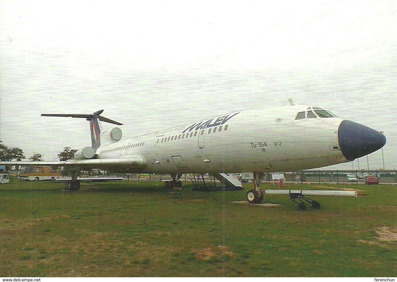 AIRPLANE AEROPLANE AIRCRAFT TUPOLEV TU-154 HUNGARIAN AIRLINES MALEV AEROPARK BUDAPEST AIRPORT * Reg Volt 0220 * Hungary - 1946-....: Ere Moderne