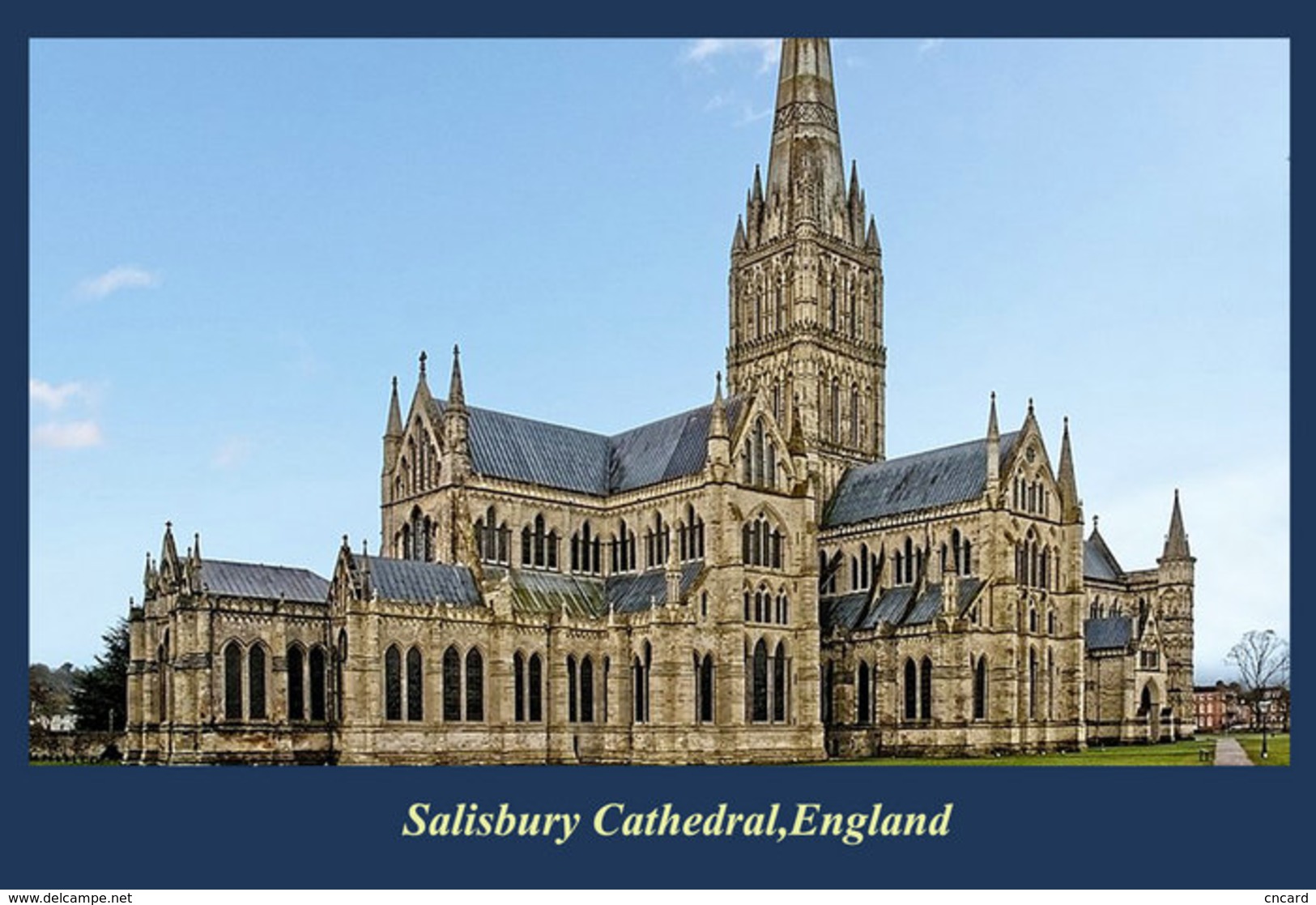 T91-025 ]    Salisbury Cathedral  UK  Cathedral Church Dom ,  Prestamped Card - Churches & Cathedrals