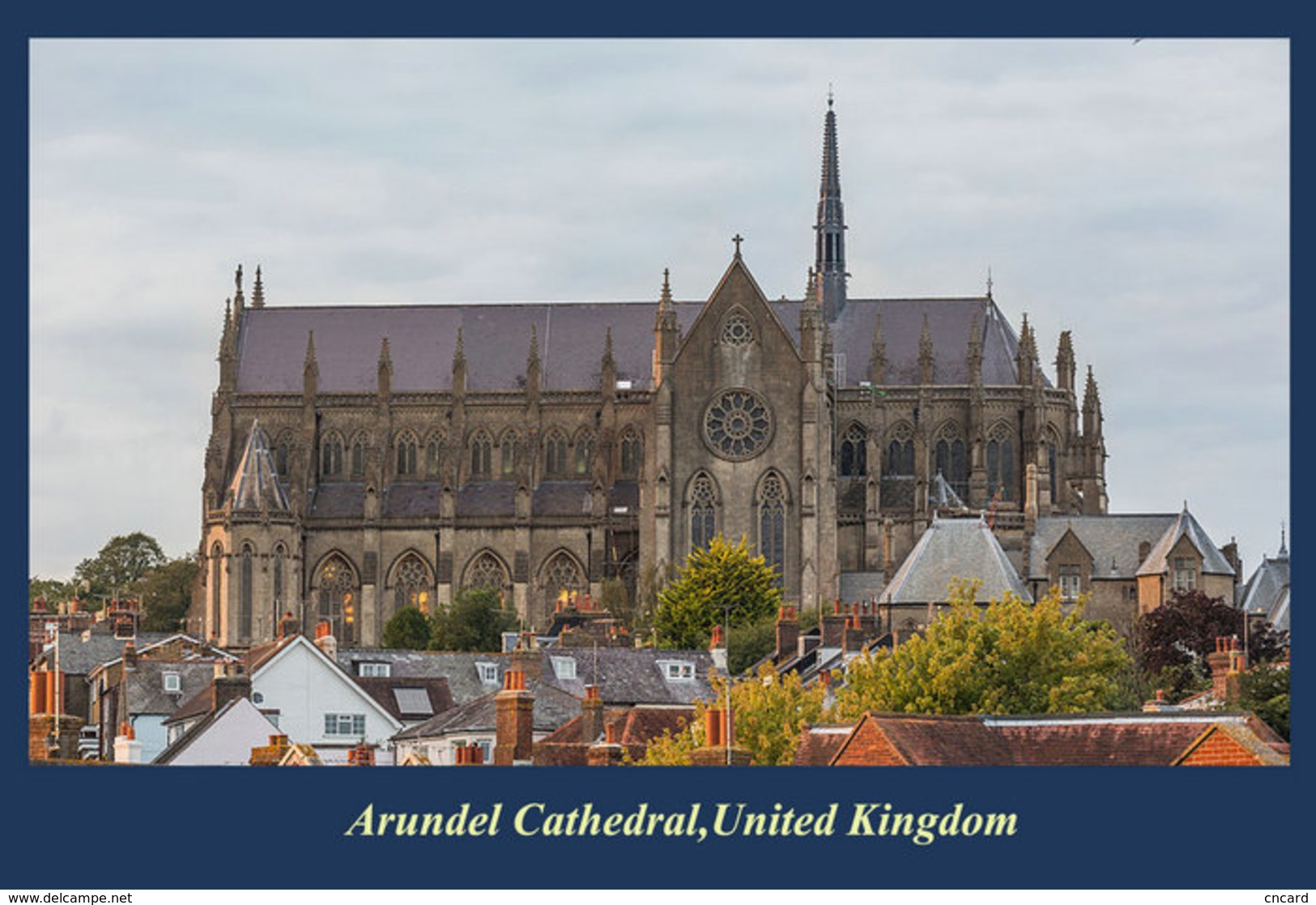 T91-060 ]    Arundel Cathedral  UK  Cathedral Church Dom ,  Prestamped Card - Churches & Cathedrals