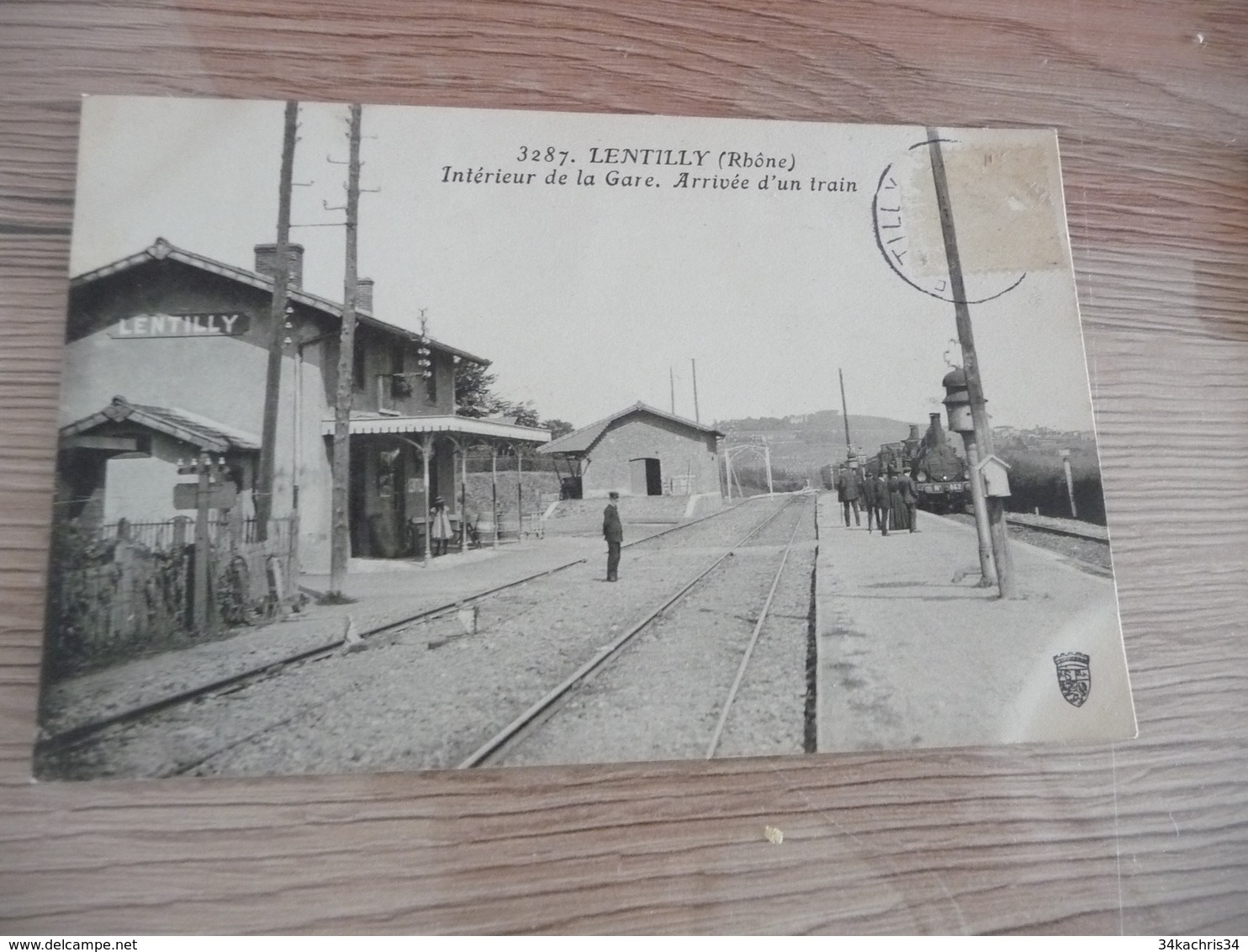 CPA 69 Rhône Lentilly Intérieur De La Gare Arrivée D'un Train BE - Sonstige & Ohne Zuordnung