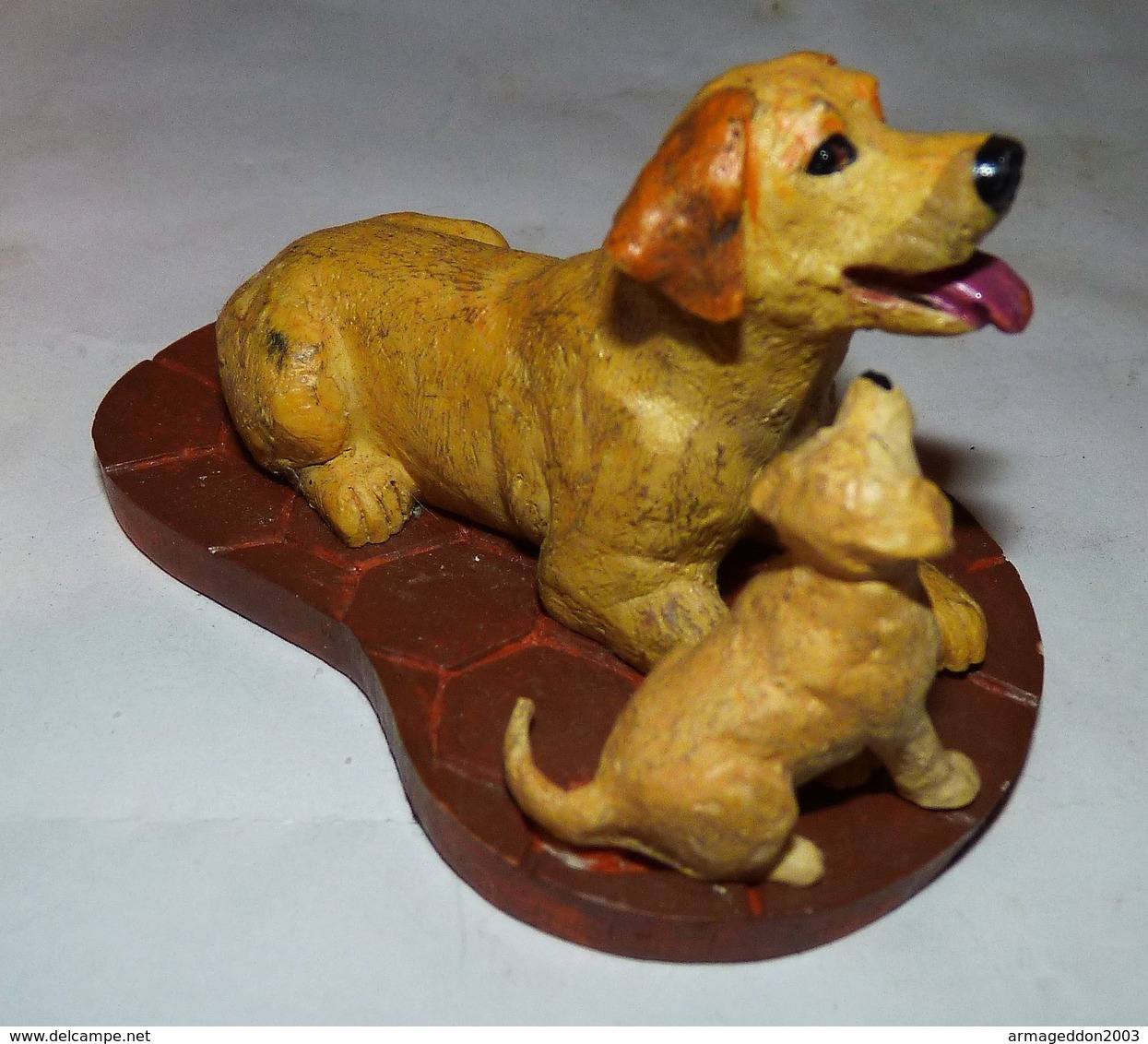 ADORABLE STATUETTE FIGURINE JOLI CHIEN RESINE LABRADOR ET SON BEBE   Tbe - Chiens