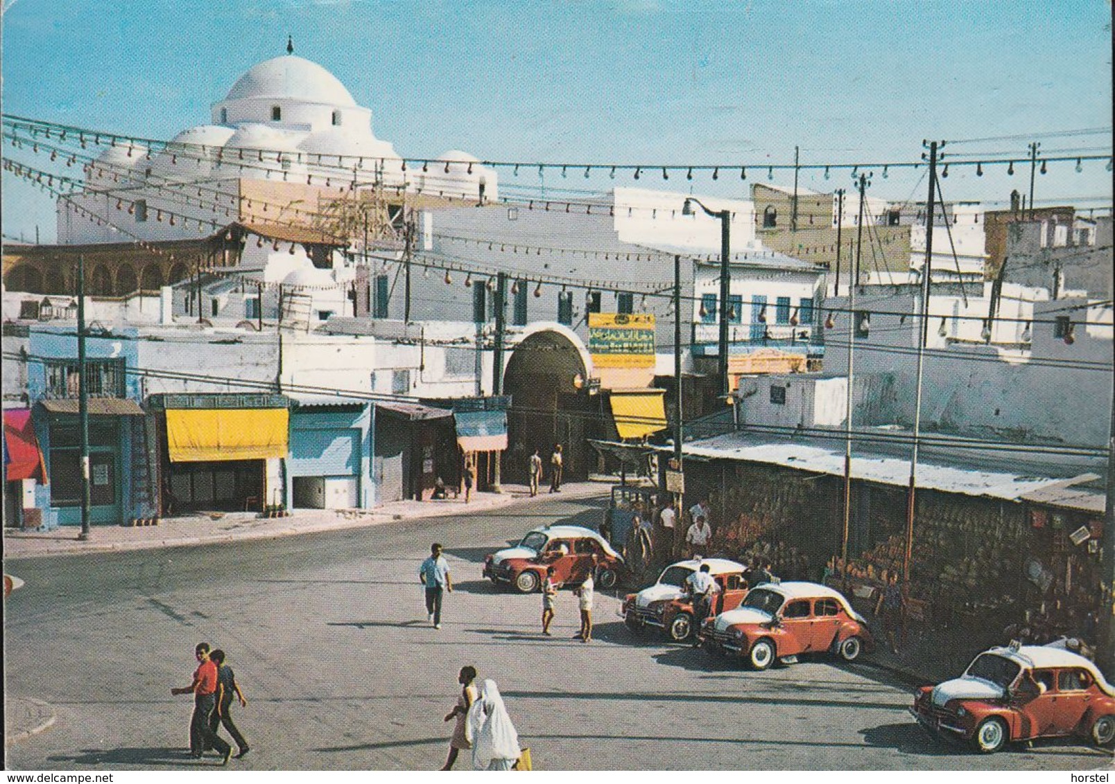 Tunesien - Tunis - Place Bab Souika - Street - Cars - Renault - Nice Stamp - Tunisia