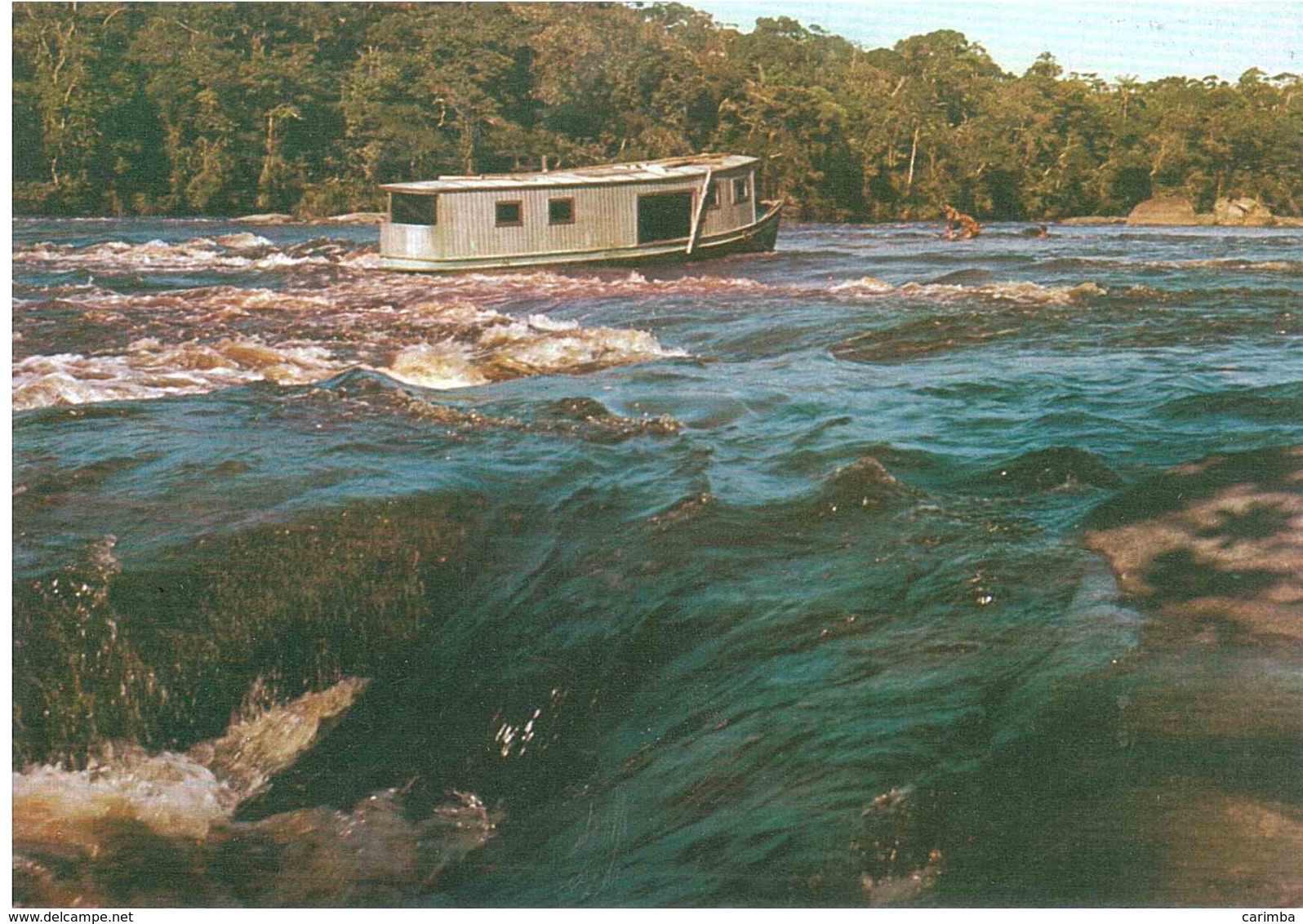 REGIAO AMAZONICA - Houseboats