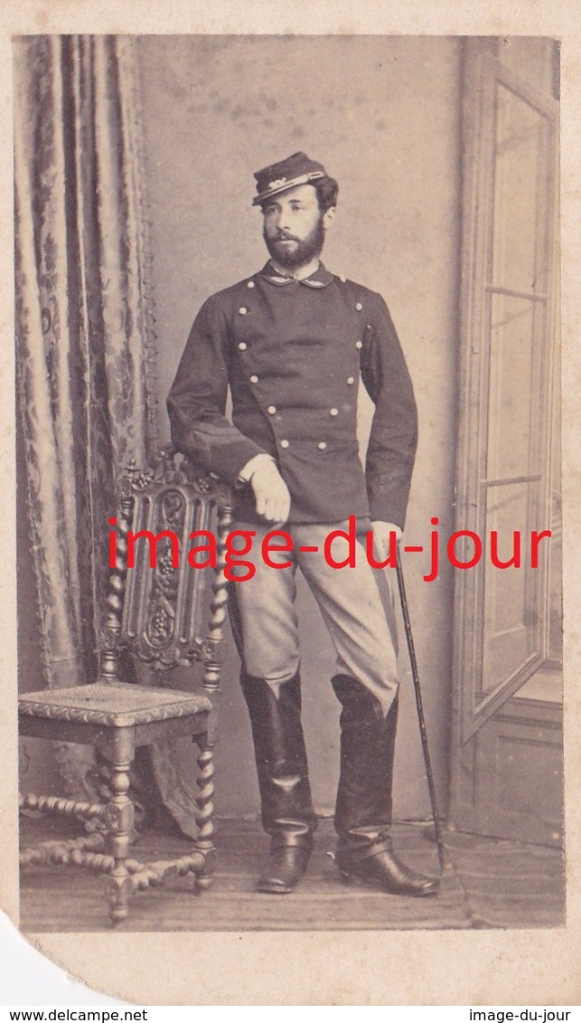 Photo Cdv  Militaire Guide De L'armée De La Loire  Guerre De 1870  Nom Au Verso - Ancianas (antes De 1900)