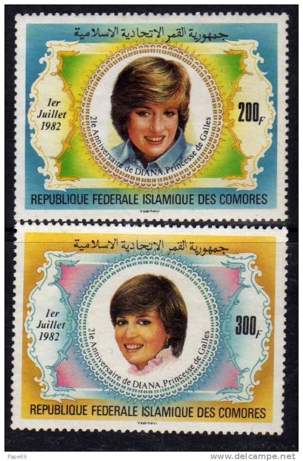 Comores N° 368 / 69 X 21ème Anni. De La Princesse De Galles La Paire Gomme Blanche Brillante Trace De Charnière Sinon TB - Komoren (1975-...)