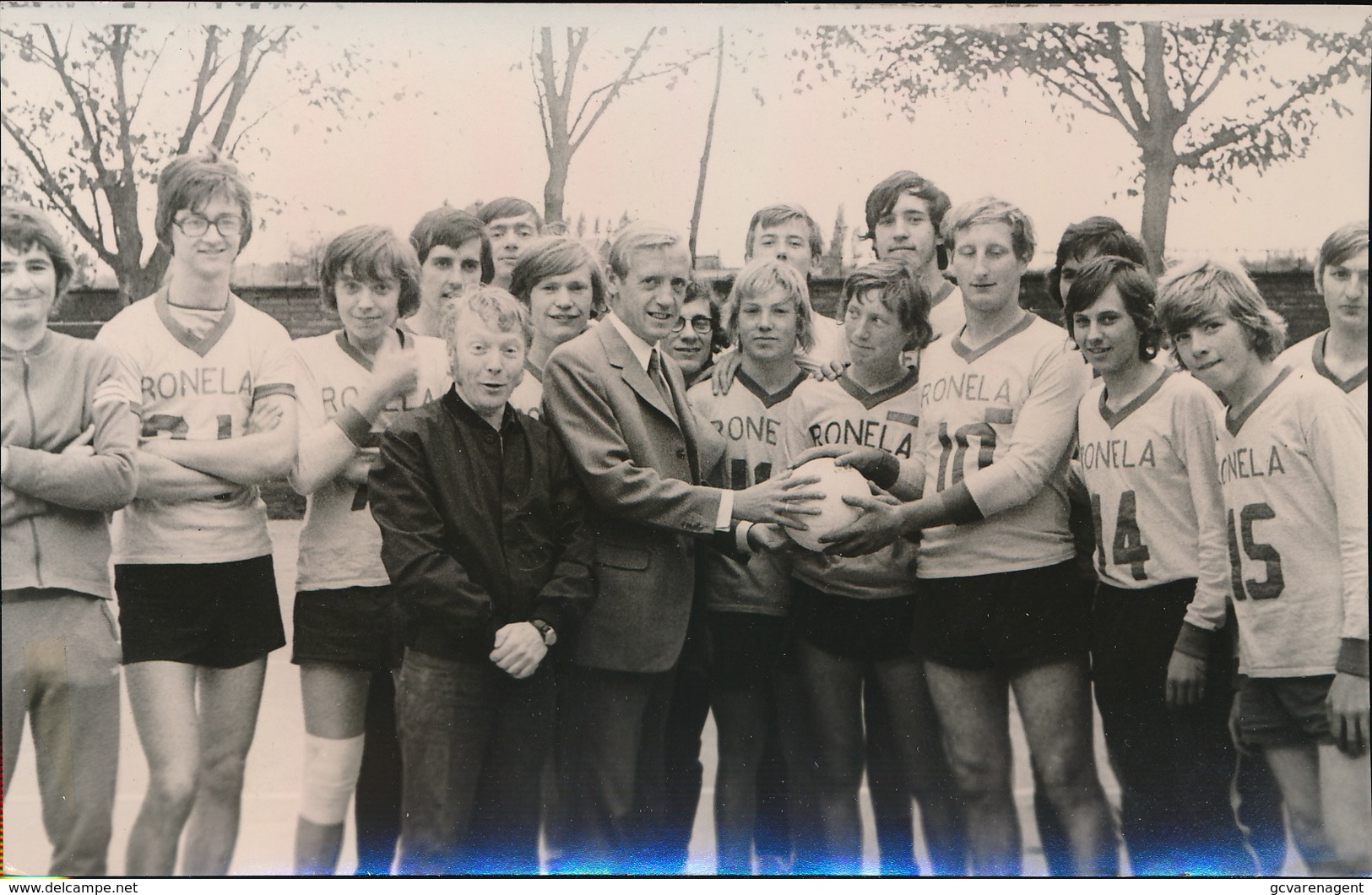 WESTKERKE     1973 FOTO 14  X 8 CM -  VOLLEYBALCLUC WESTKERKE - Oudenburg