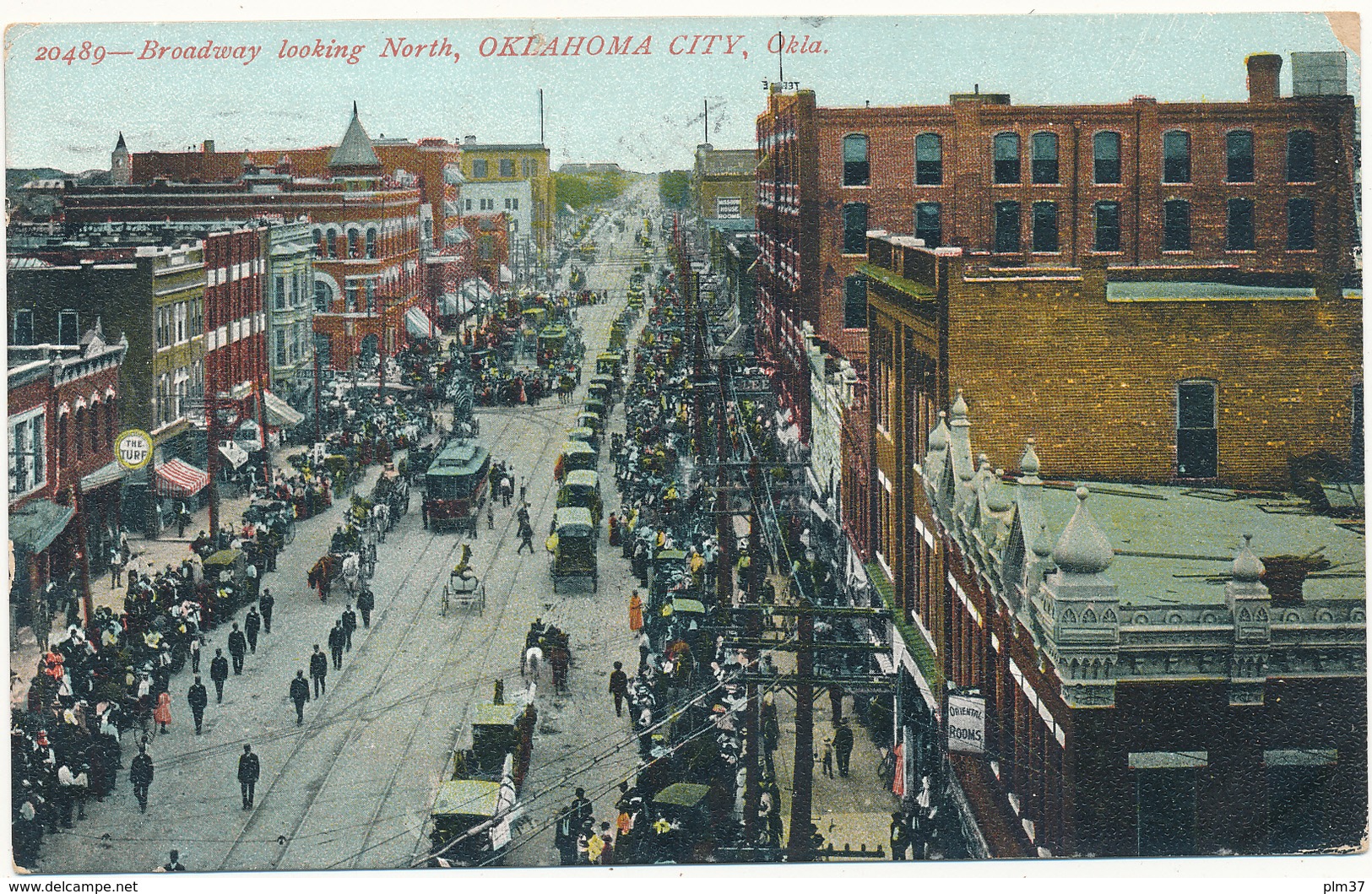 OKLA - OKLAHOMA CITY - Broadway Looking North - Oklahoma City