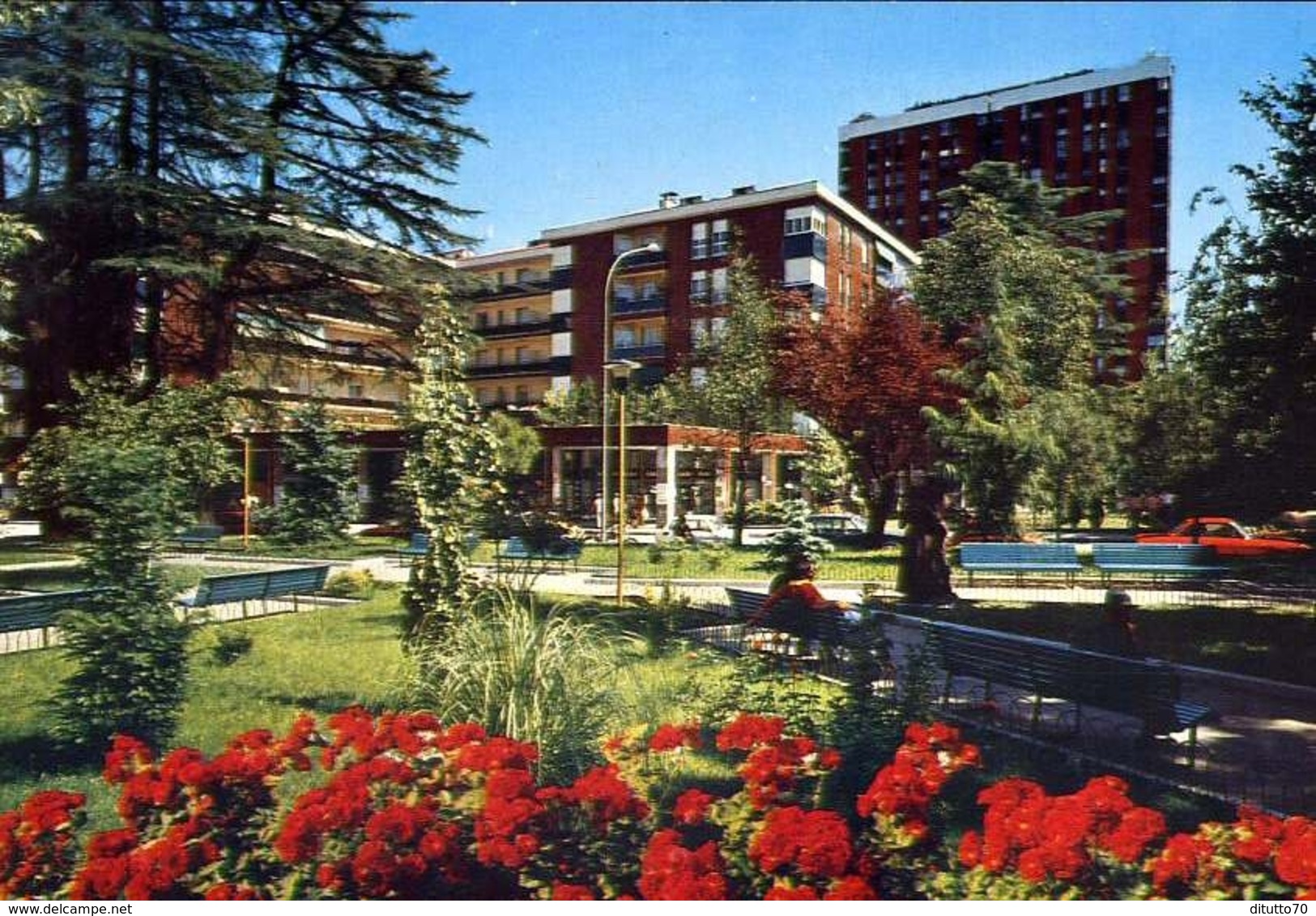 Legnano - Giardini Di Corso Italia - 47 - Formato Grande Non Viaggiata – E 9 - Legnano