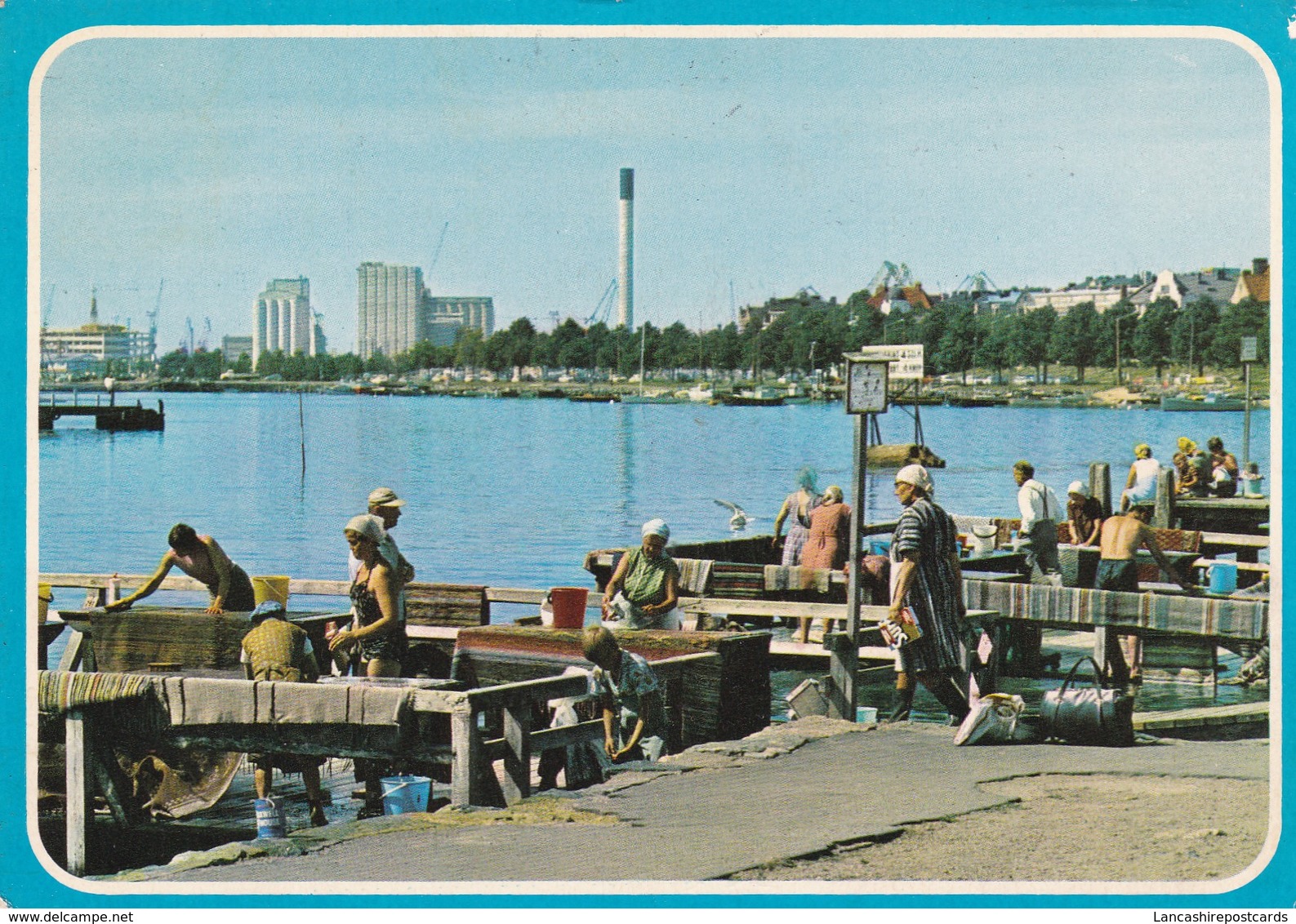 Postcard Helsingfors Kaivopuiston Matonpesijat Carpet Washing By Kaivopuisto Helsinki Finland PU 1970 My Ref  B23220 - Finland