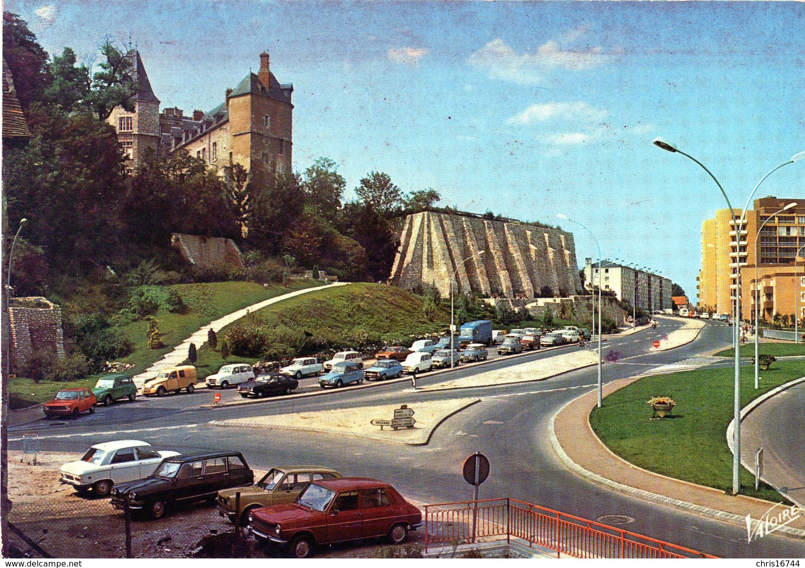 MONTARGIS  Quartier De La Sirène Et Château - Montargis