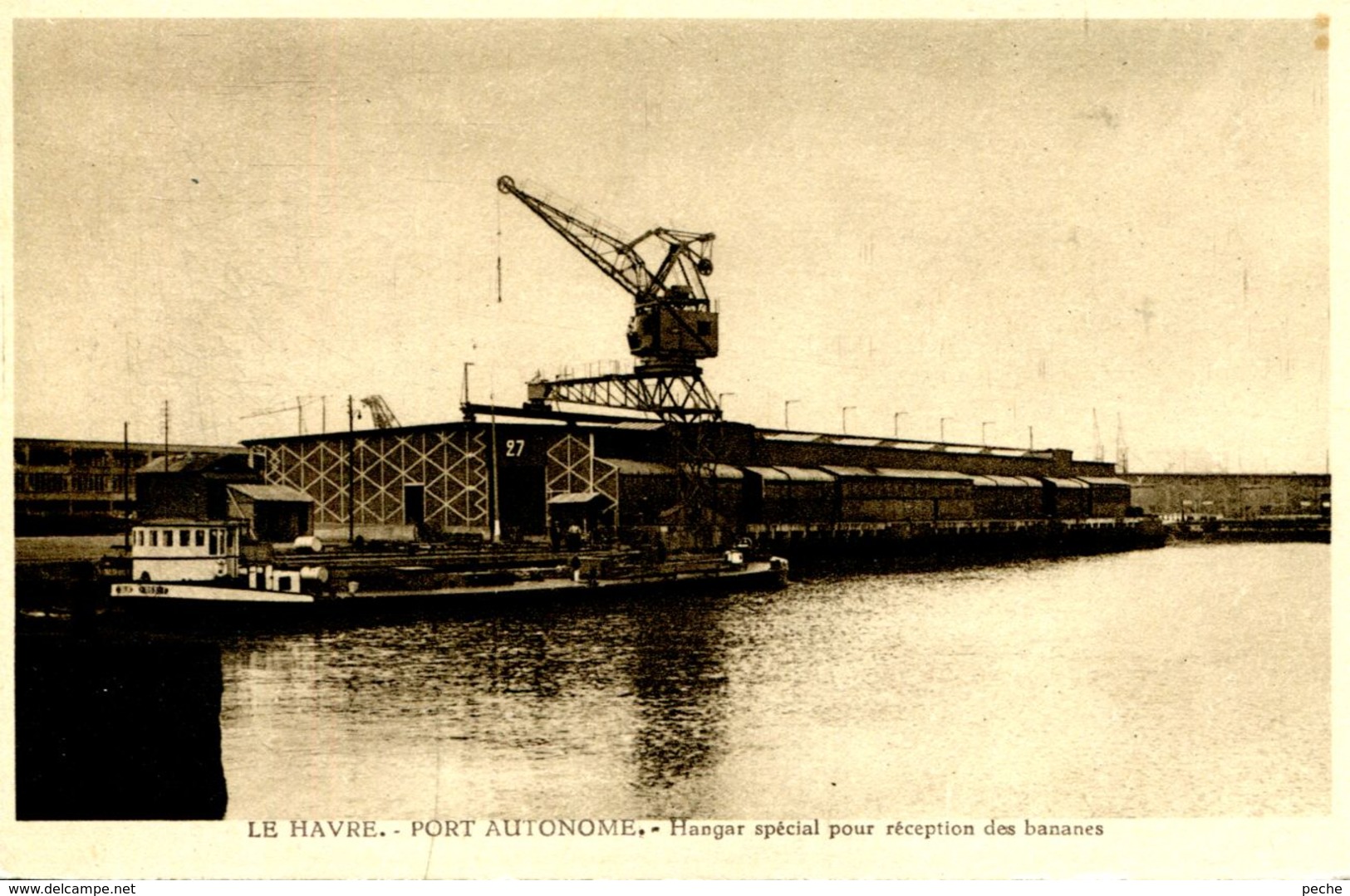 N°67162 -cpa Le Havre -port Autonome- Hangar Spécial Pour Réception Des Bananes- - Commerce