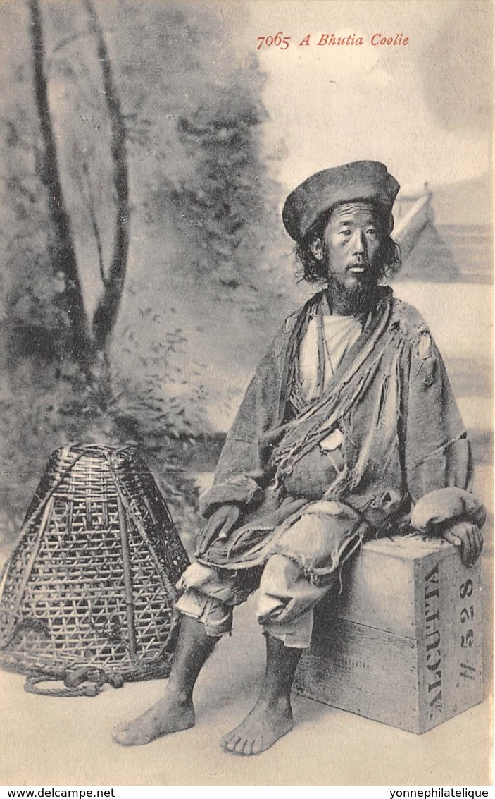 Buthan / 02 - A Bhutia Coolie - Bhoutan