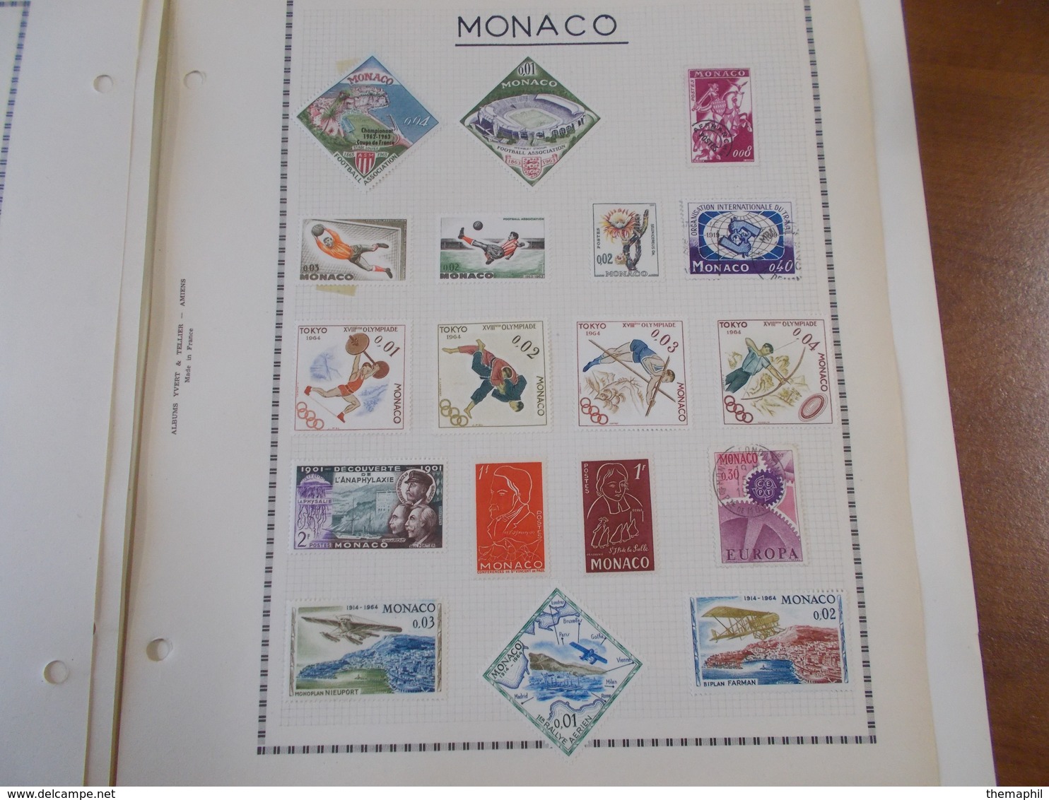 lot n° 635  MONACO algerie senegal  neufs * ou obl.    sur page d'albums.  no paypal