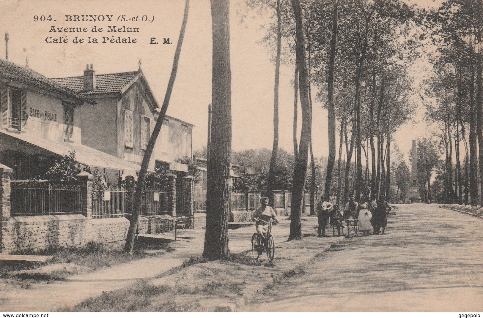 BRUNOY - Avenue De Melun - Café De La Pédale - Brunoy